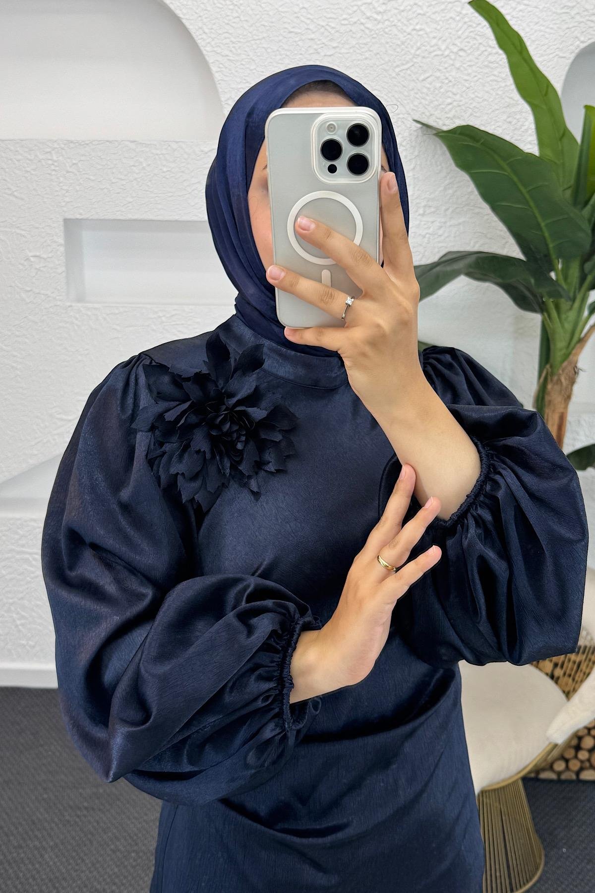 Sanna Broş Detay Abiye Lacivert