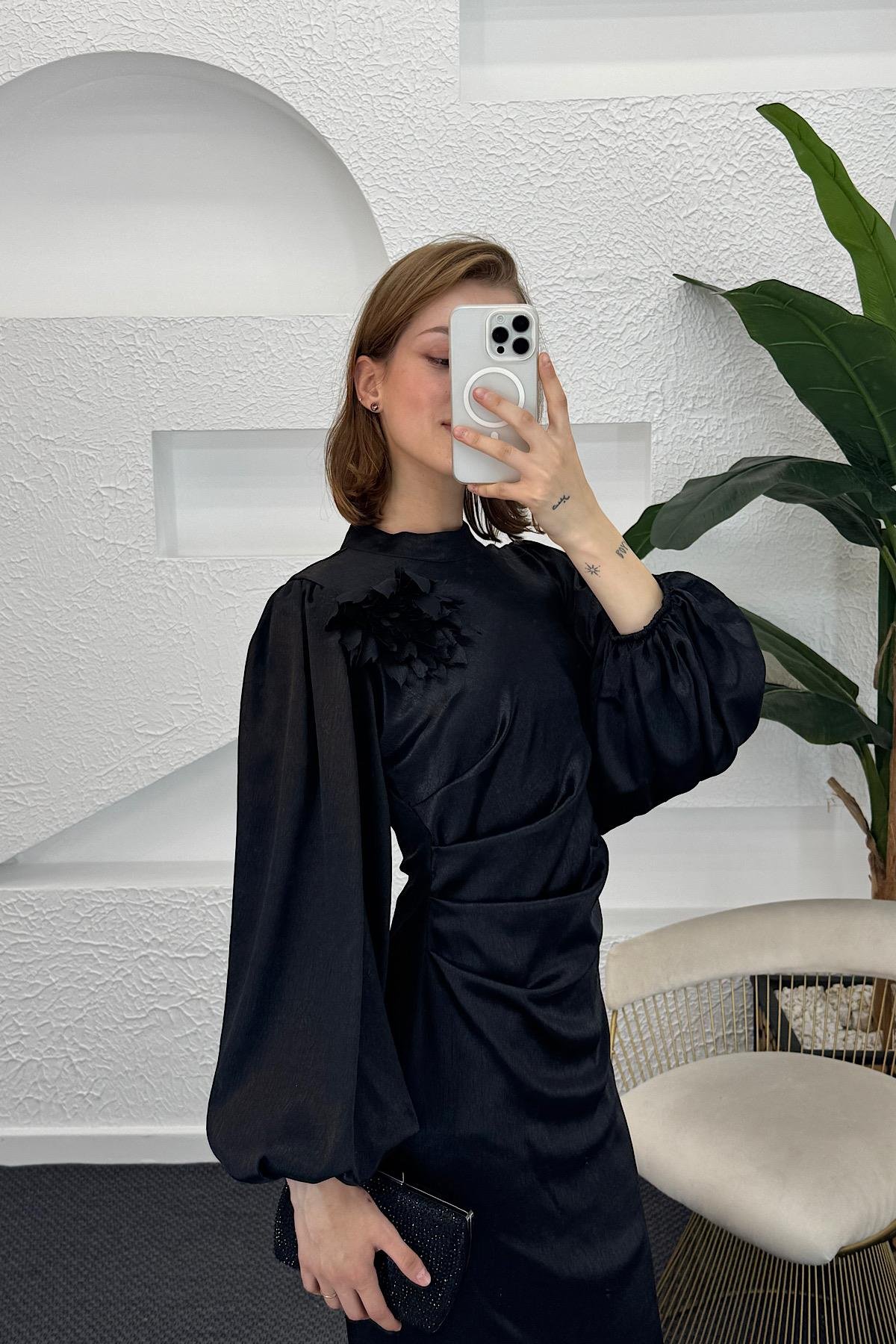 Sanna Broş Detay Abiye Siyah