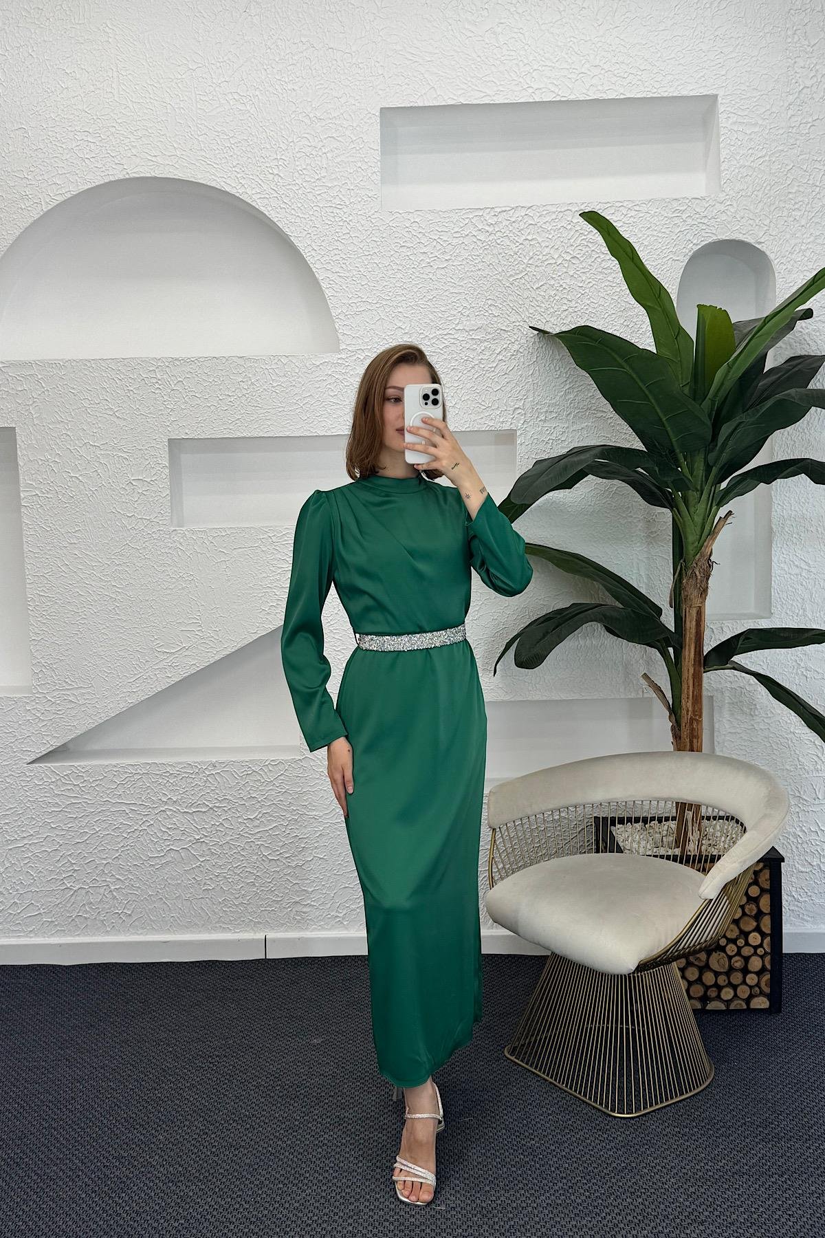 Taş Kemer Saten Abiye Yeşil