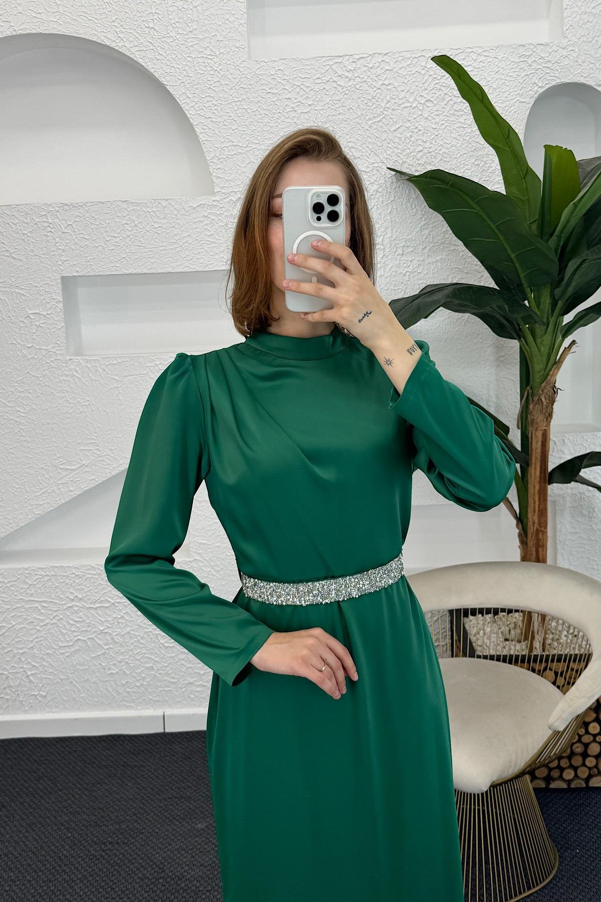 Taş Kemer Saten Abiye Yeşil