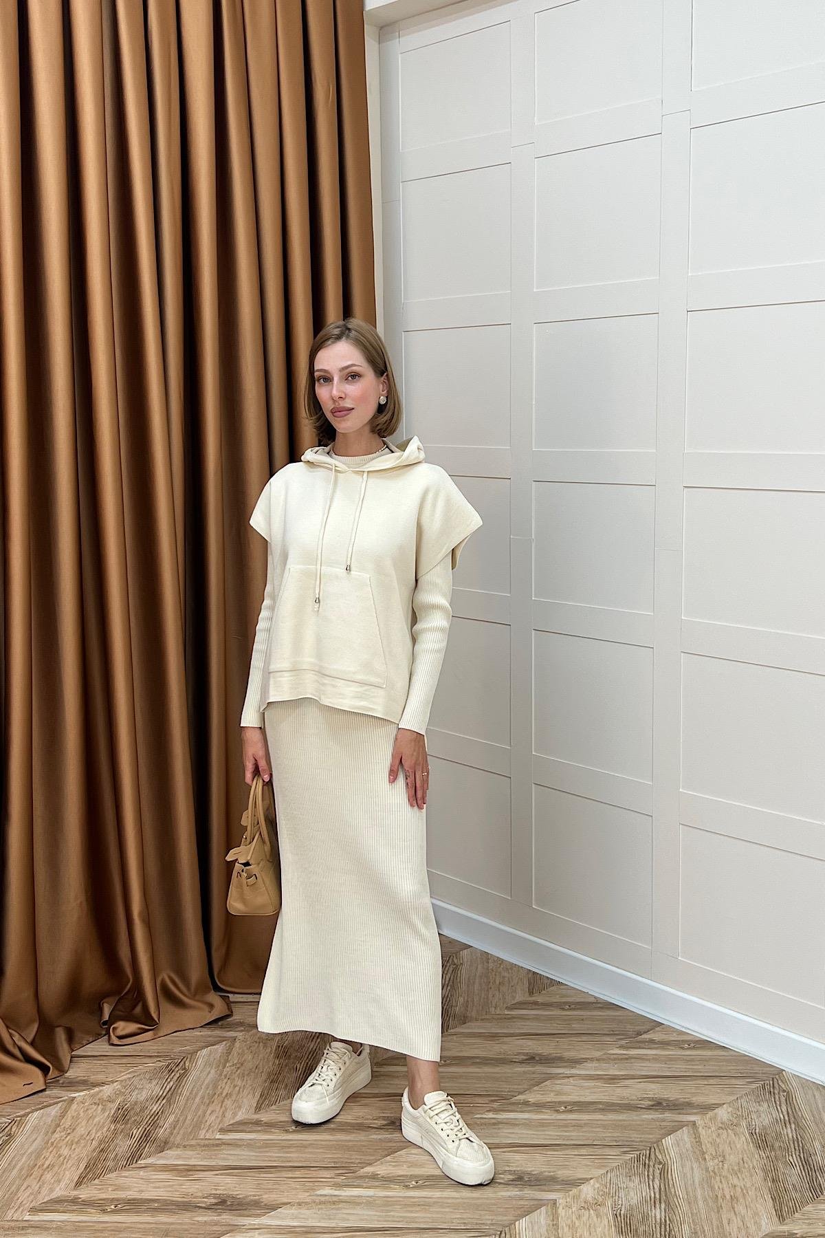 Üst Kapüşonlu İkili Triko Elbise Krem