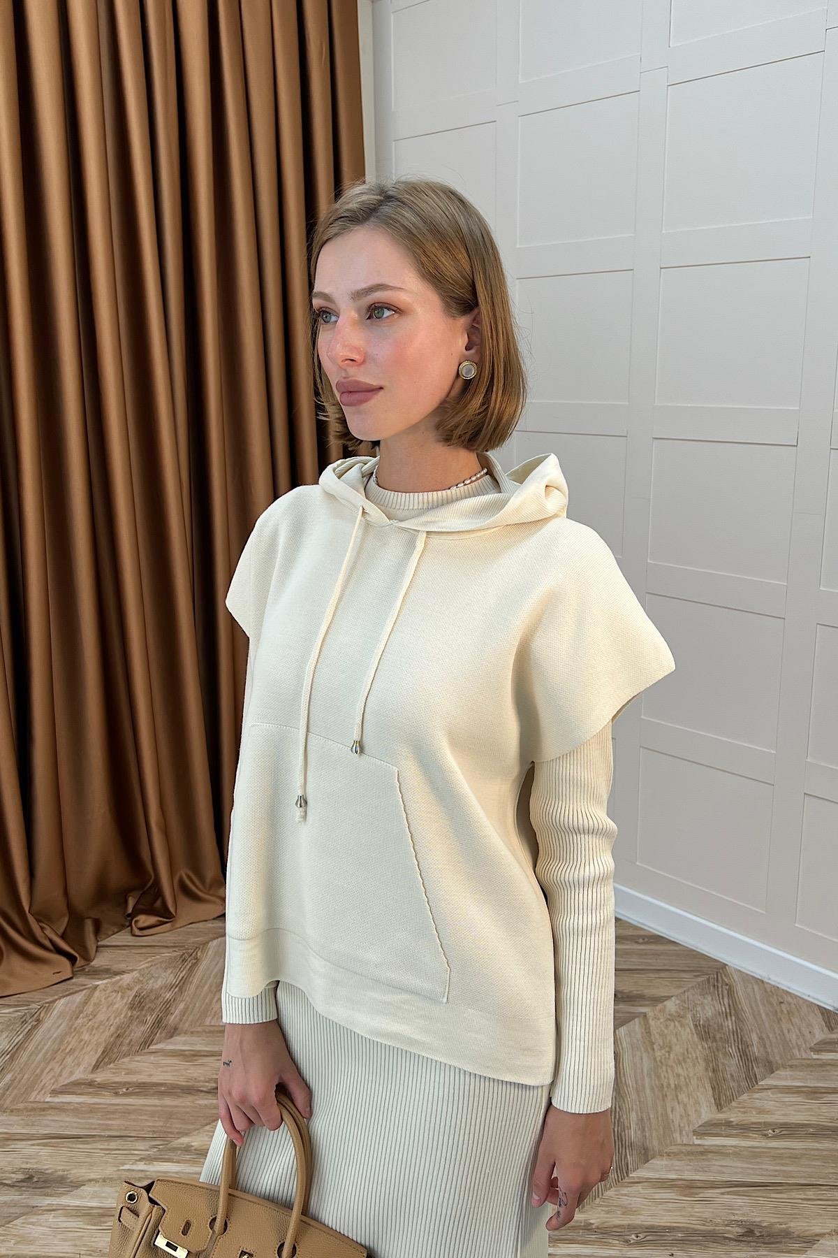 Üst Kapüşonlu İkili Triko Elbise Krem