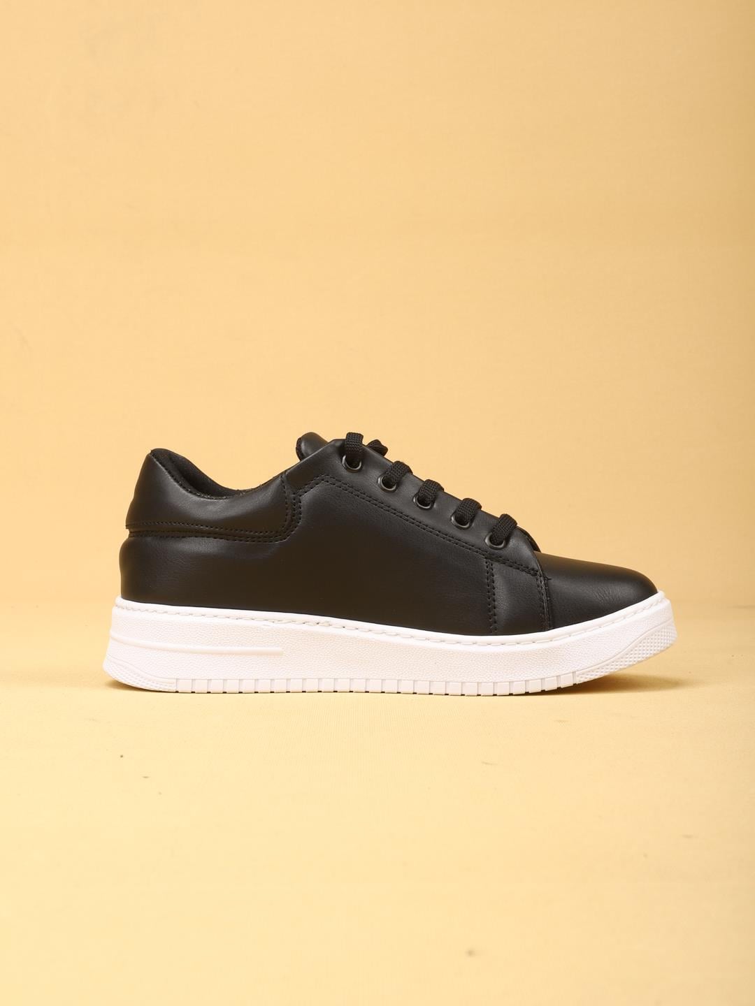 002014880101Laykiأحذية رياضيةlayki.com | Parvon Beyaz Siyah  Kadın SneakerParvon Beyaz Siyah Renkli Sneaker	