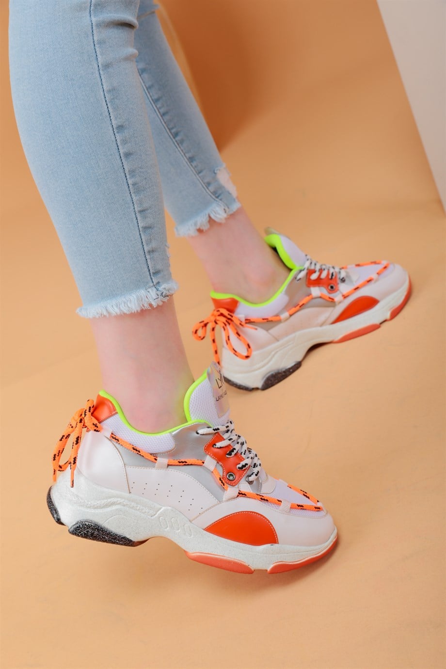 103010400000001laykiWalking ShoesLayki 103040 mat deri desenli Bayan Spor Ayakkabı