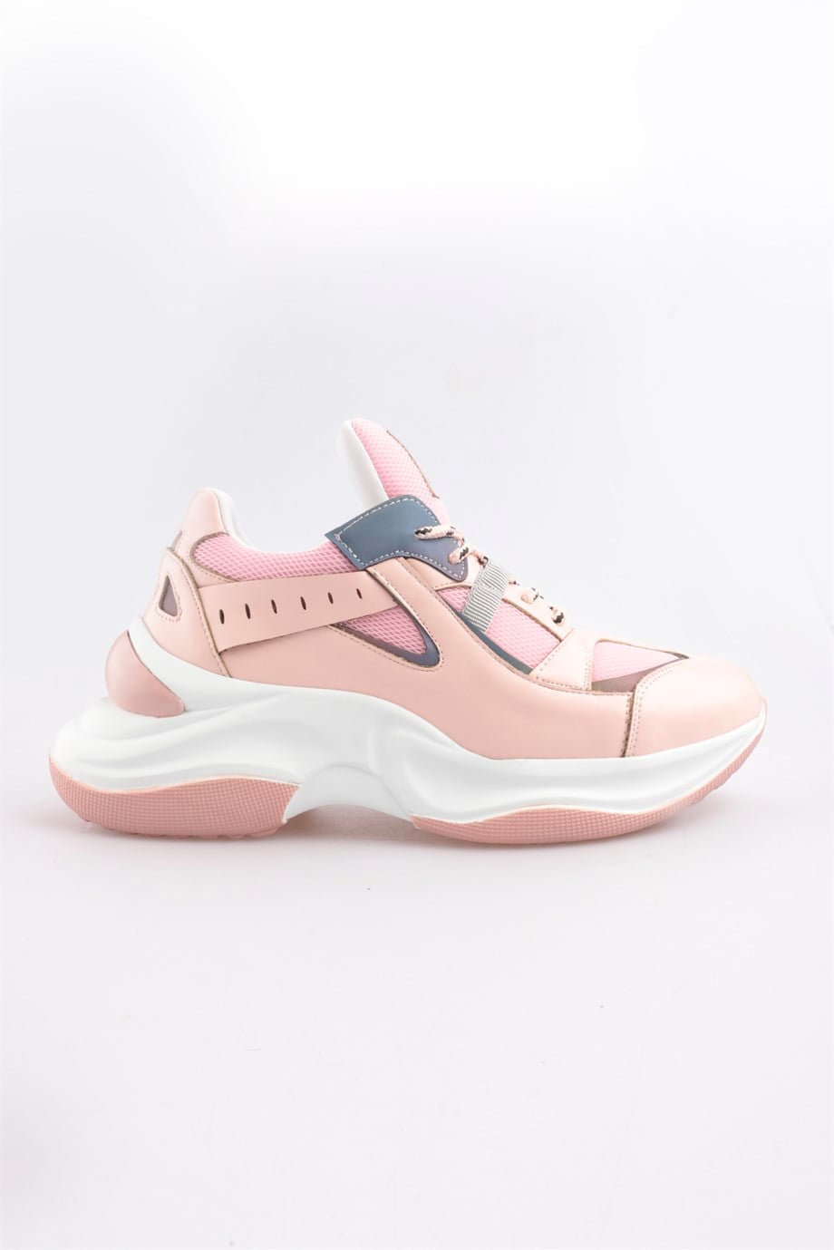 103010250000001laykiWalking ShoesLayki 103025 Bayan mat deri desenli Spor Ayakkabı