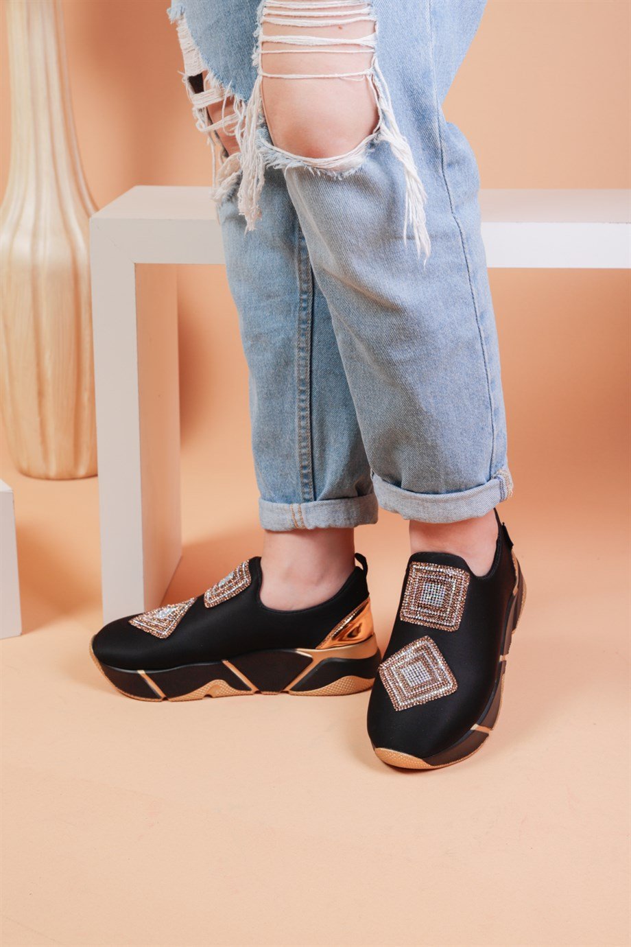 00201049000002laykiYürüyüş Ayakkabısılayki.com | LAYKİ SPOR AYAKKABI 00201049000002 İmmobile Gold Renkli Kadın Spor Ayakkabı 