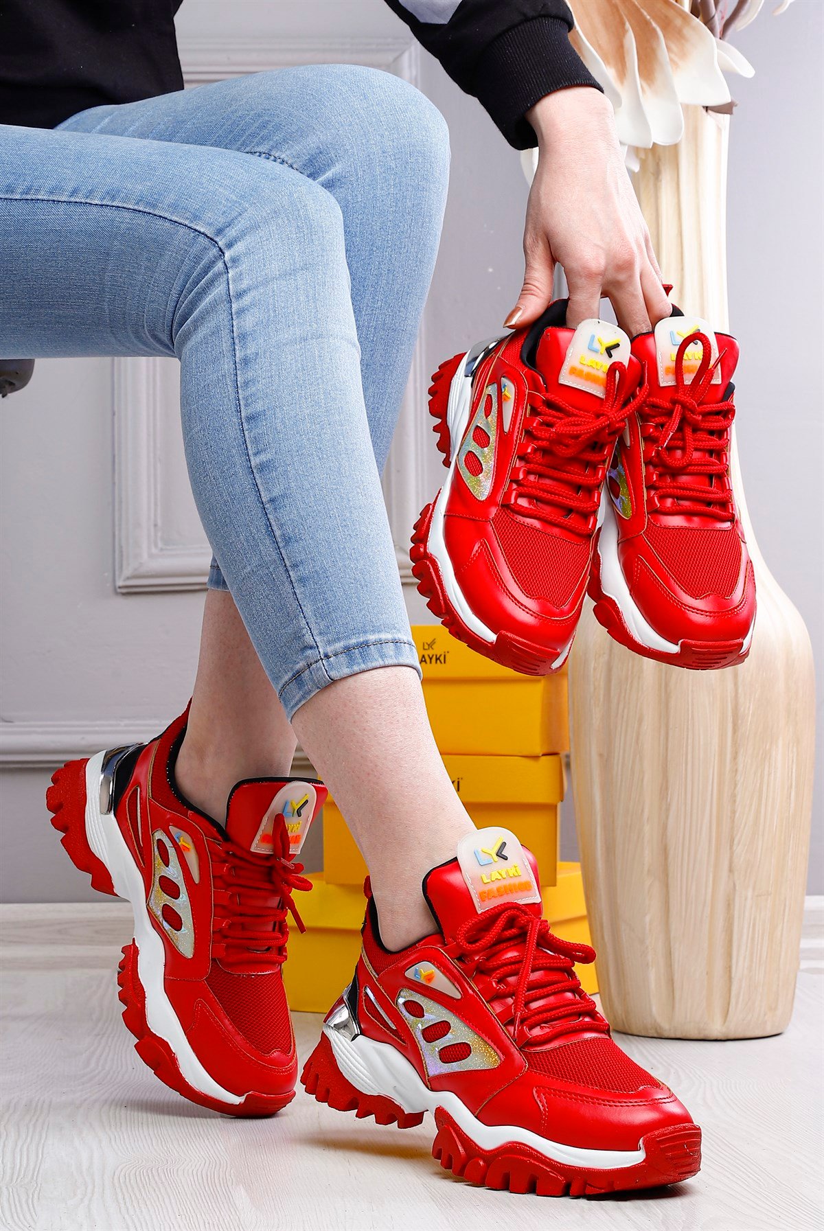 103010450000001laykiWalking ShoesLayki 103045 mat deri fileli Bayan Spor Ayakkabı
