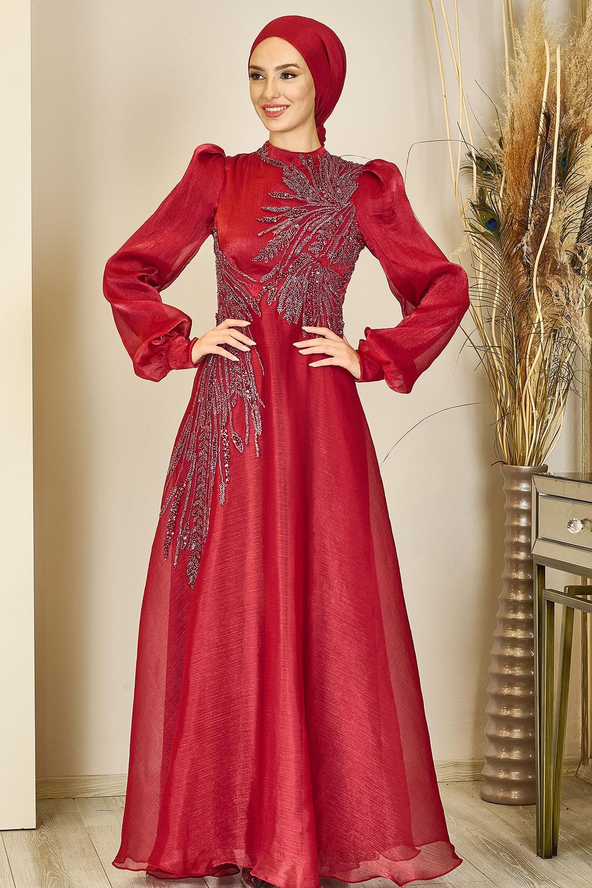 Aplik İşlemeli Yağmur Tesettür Abiye - Bordo