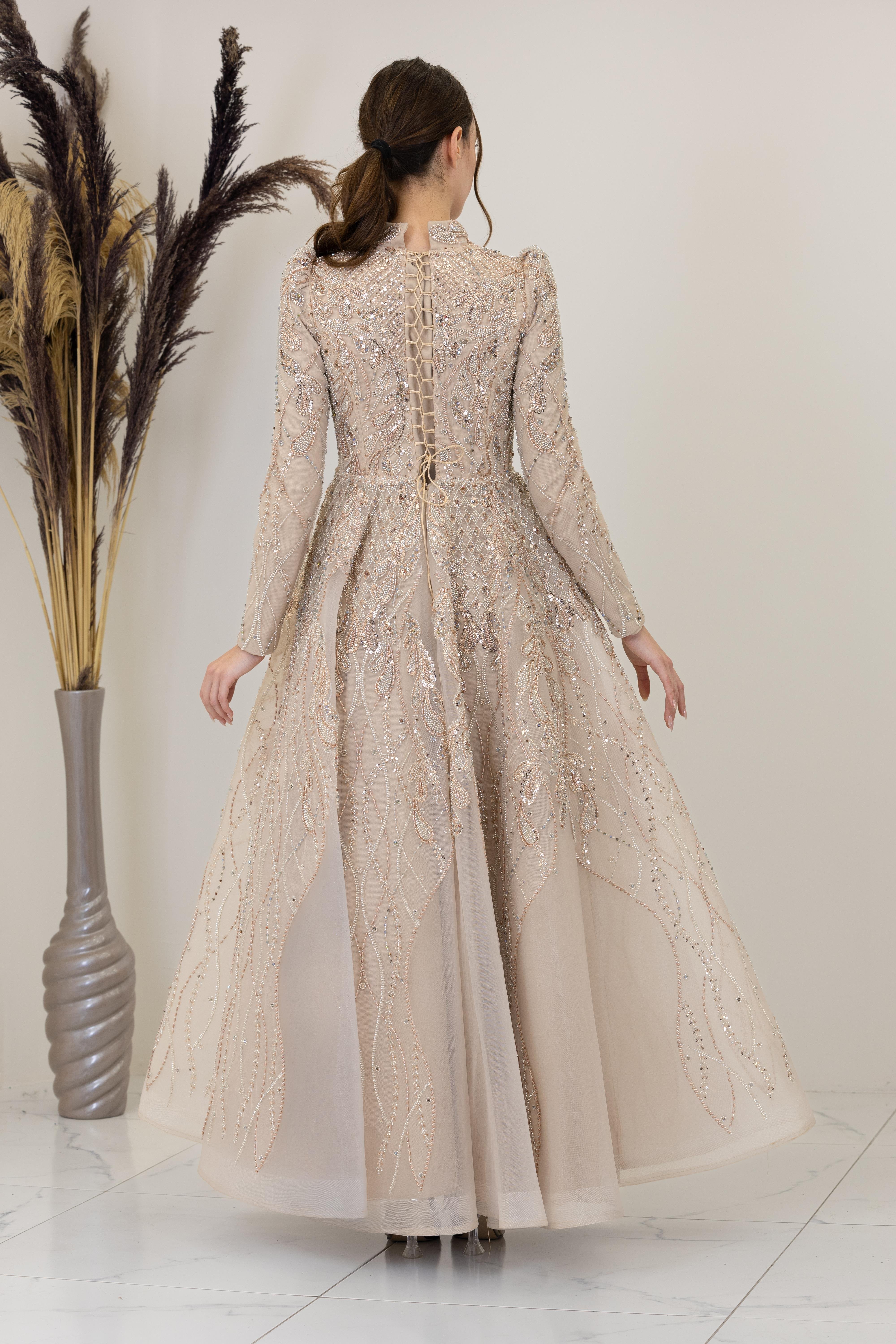 Aplik İşlemeli Yaprak Abiye - Gold