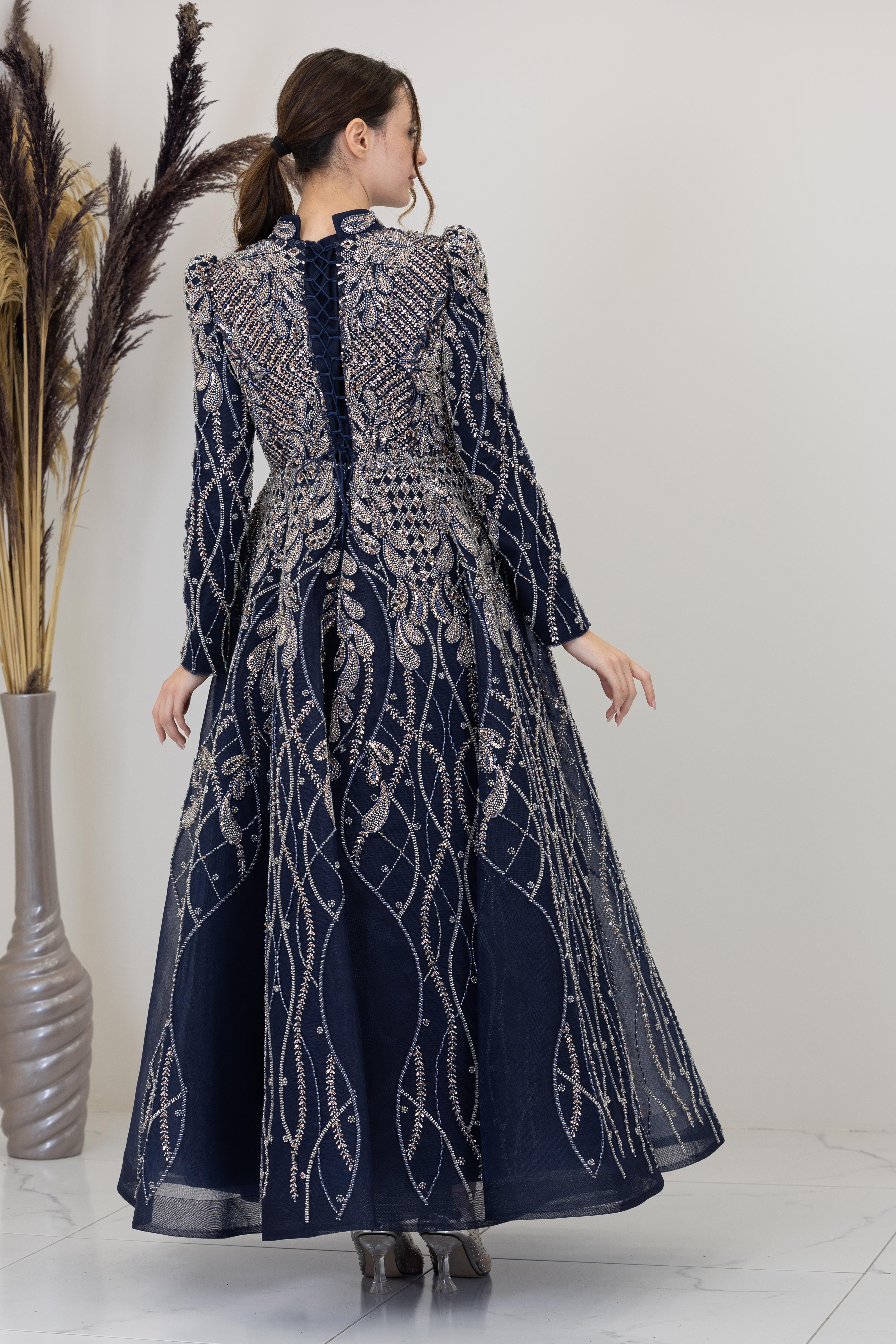 Aplik İşlemeli Yaprak Abiye - Lacivert