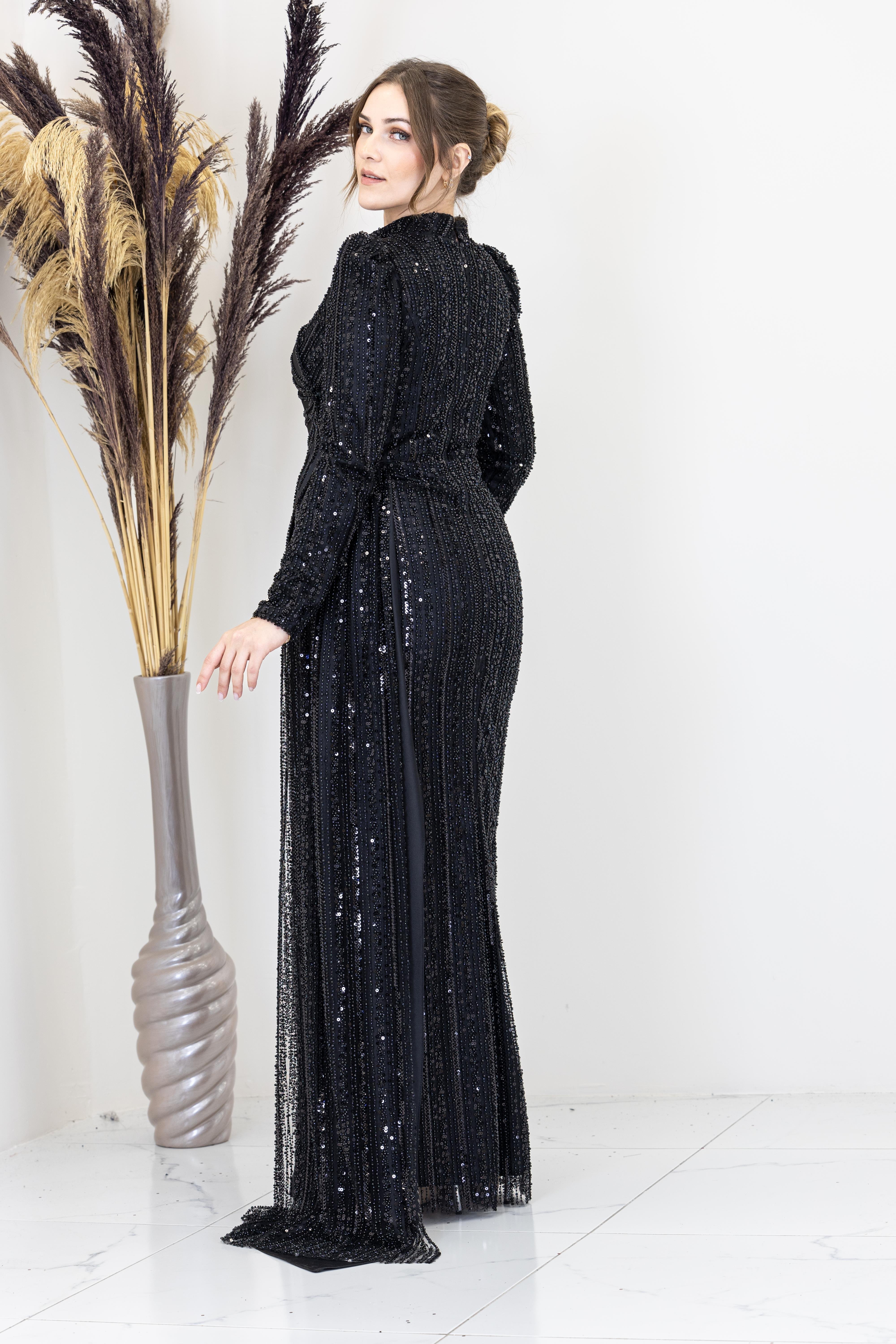 Beli Çiçek Detaylı Bergüzar Abiye - Siyah