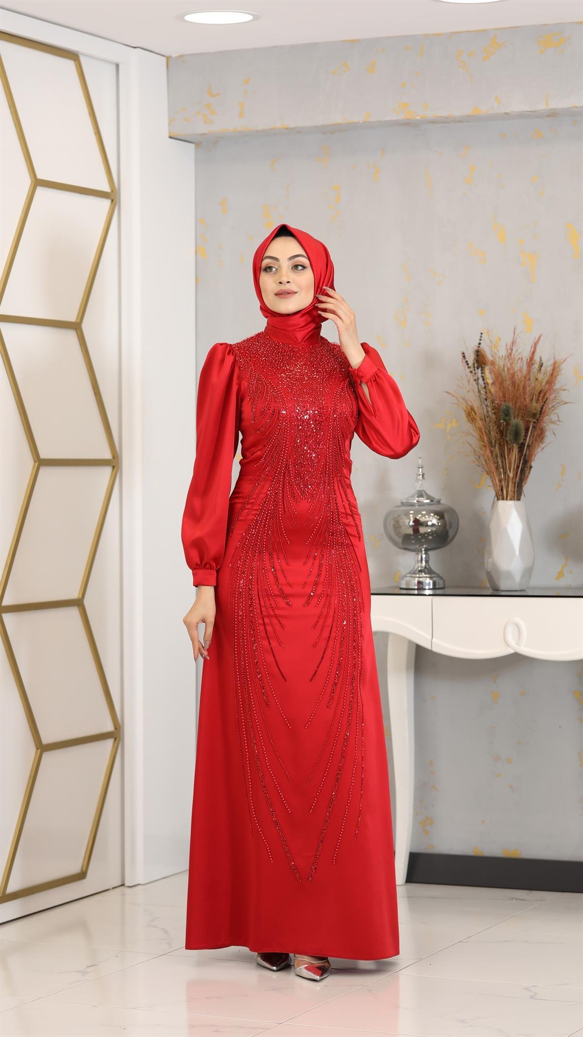 Boncuk Detaylı Masal Abiye Kırmızı