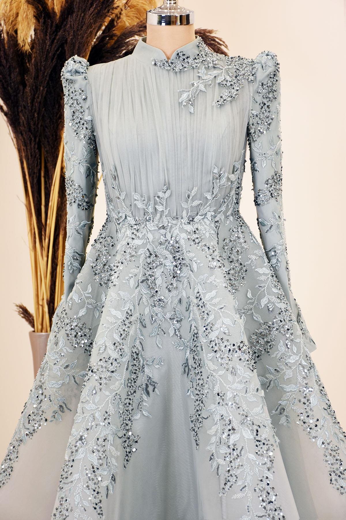 Çiçek İşlemeli Serra Tesettür  Abiye Mint