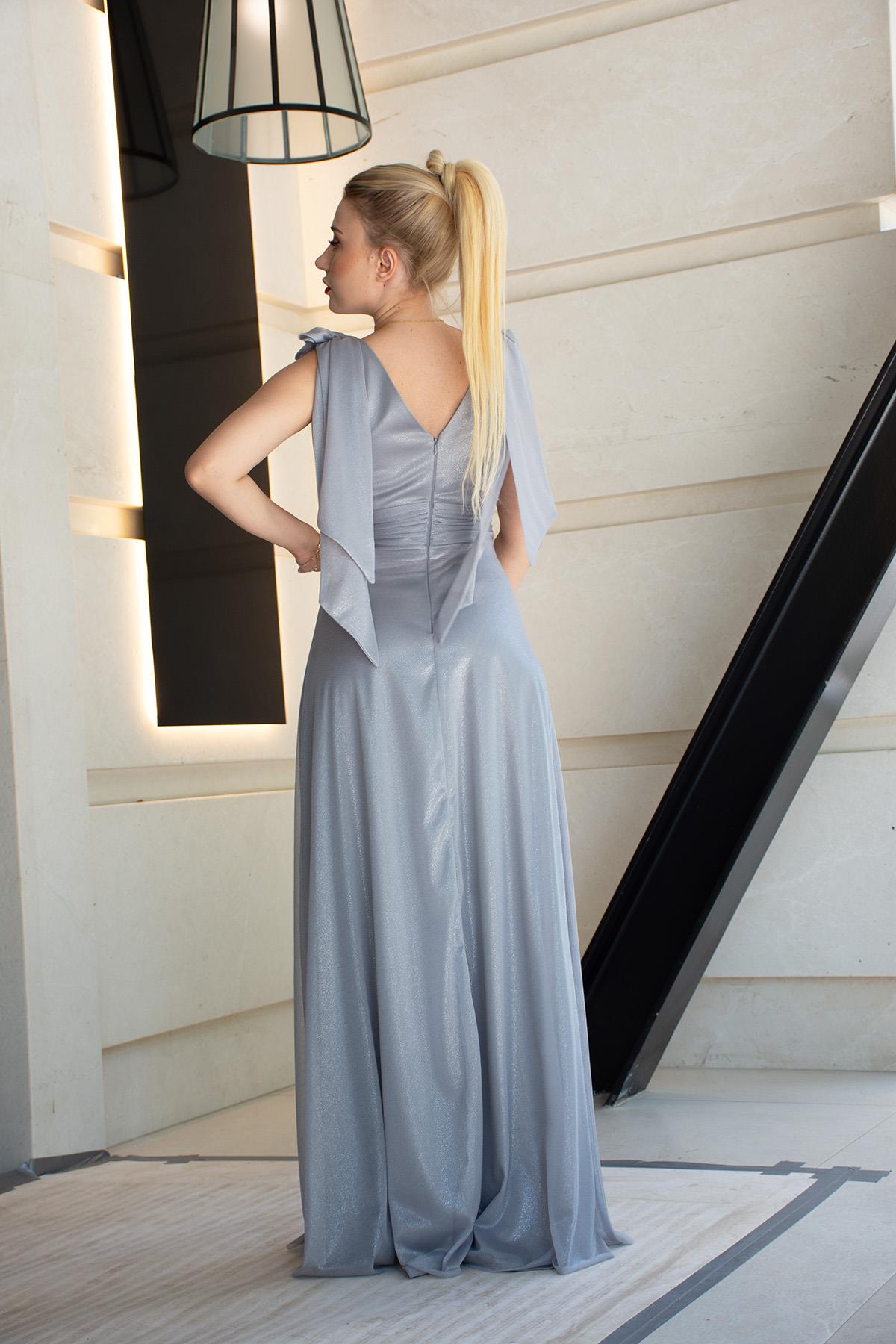 Fiyonklu Yandan Yırtmaçlı Alessi Abiye Gri