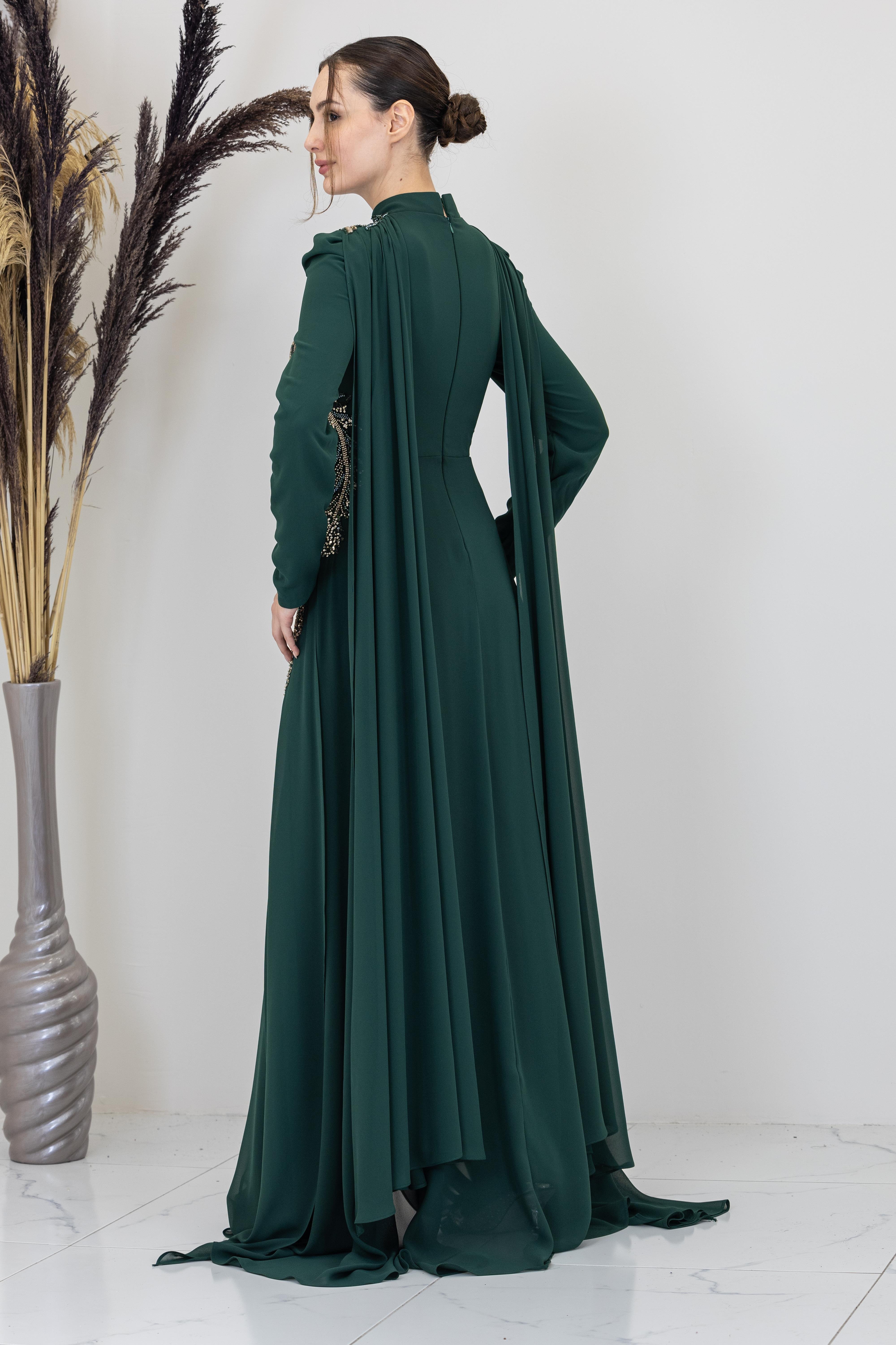 Kolları Pelerinli Elif Tulum - Zümrüt