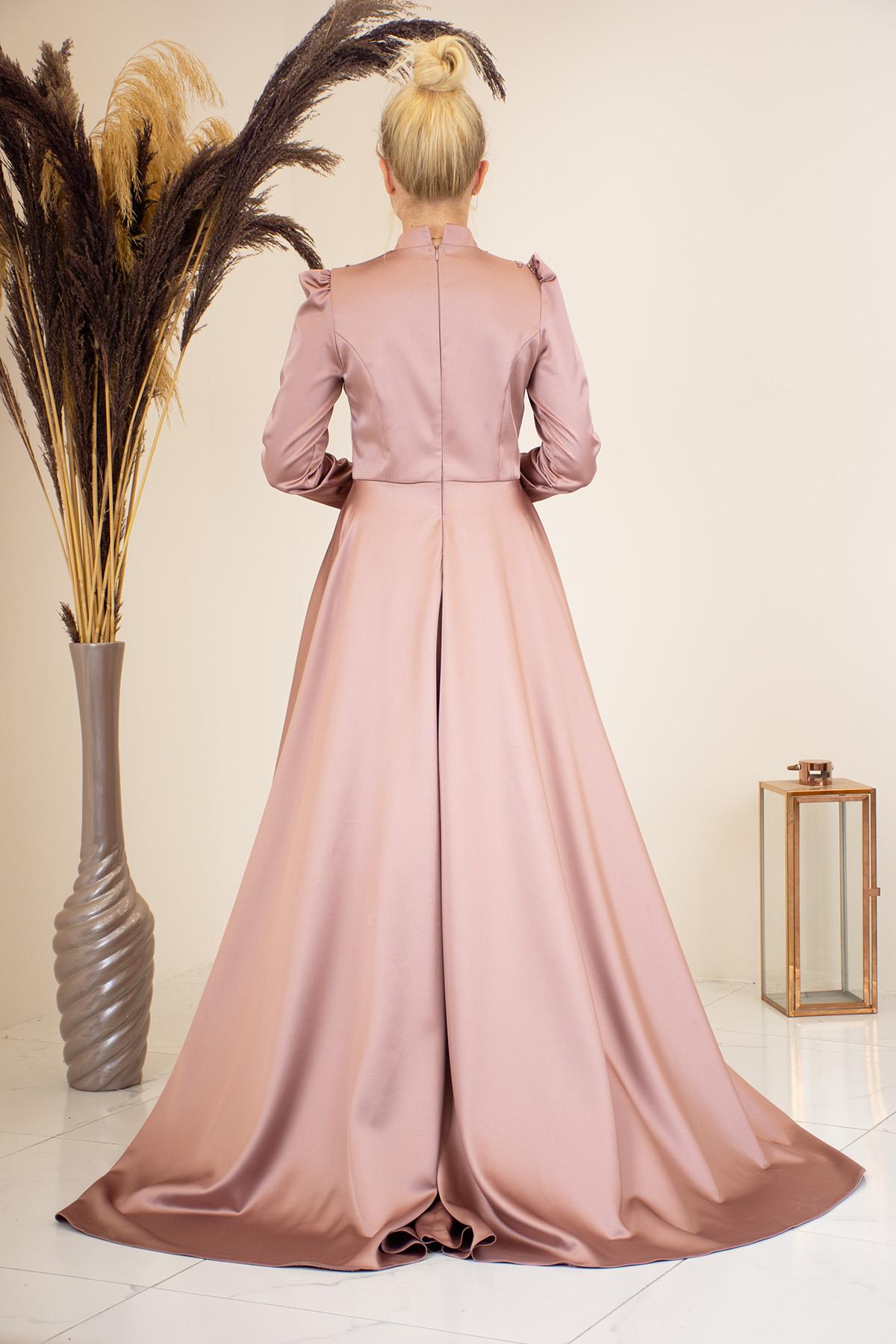 Kuyruklu Aplik İşlemeli Hakim Yaka Damla Tesettür Abiye - Gül Kurusu