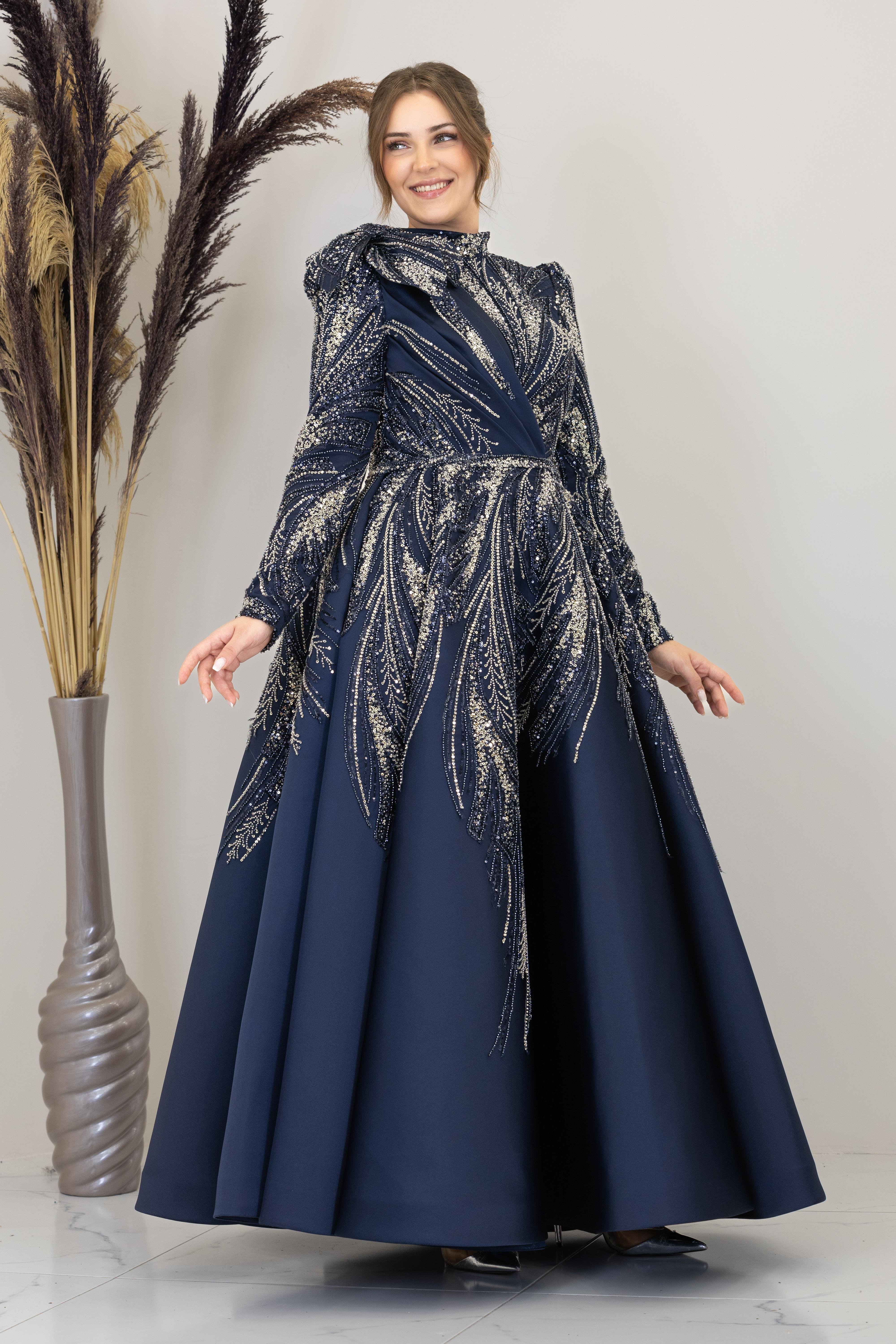 Omuzu Çiçek Detaylı Larin Abiye - Lacivert