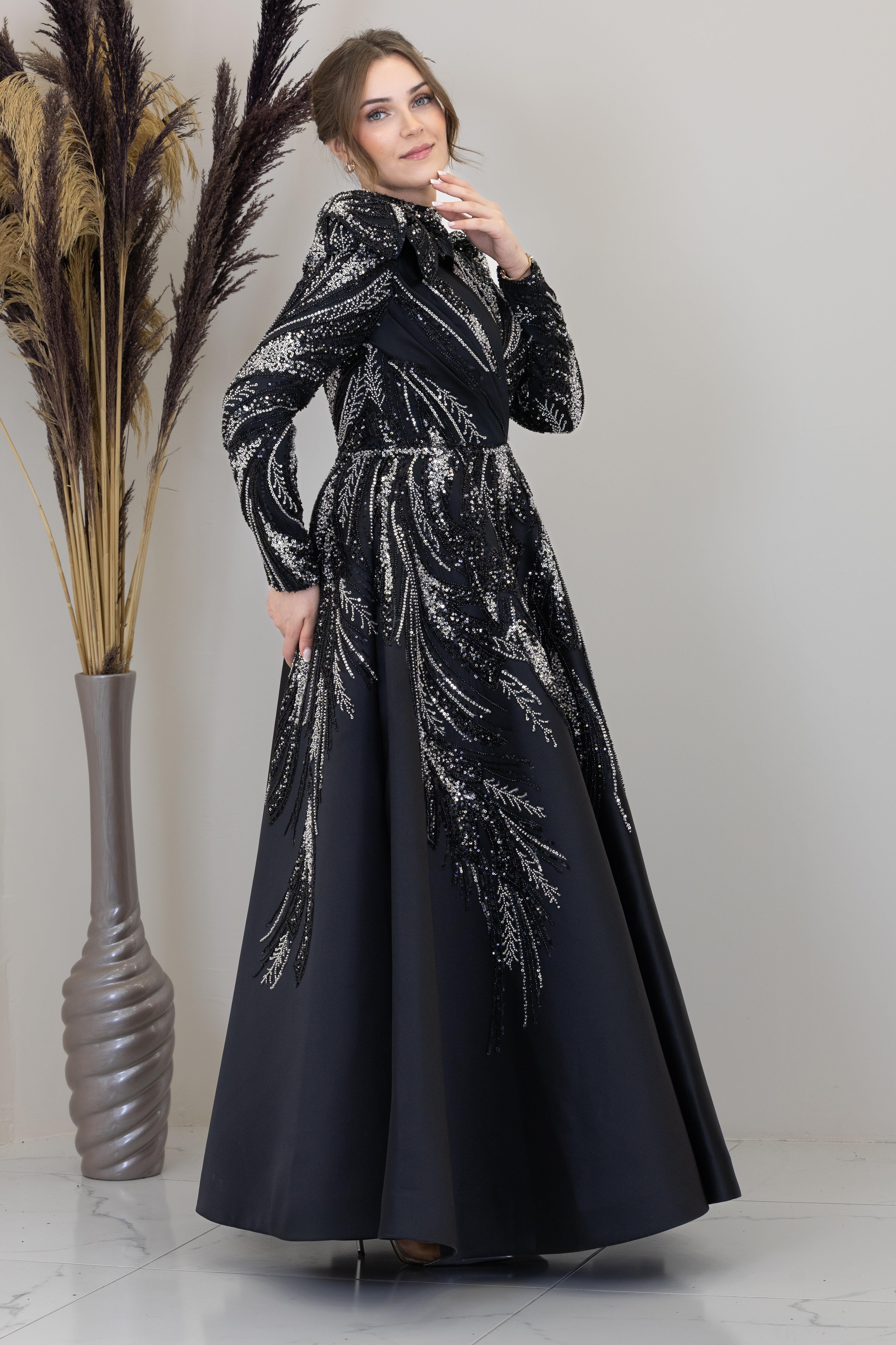 Omuzu Çiçek Detaylı Larin Abiye - Siyah