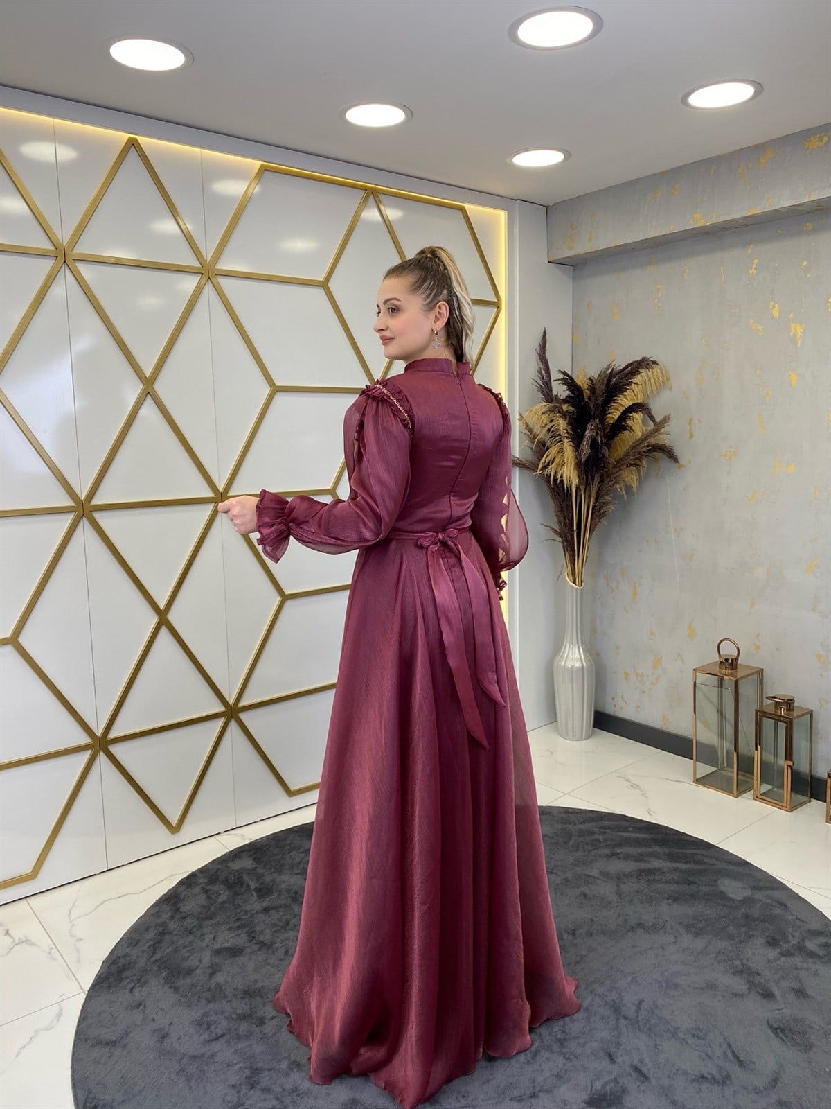 Omuzu Taşlı Sema Tesettür Abiye Fuşya