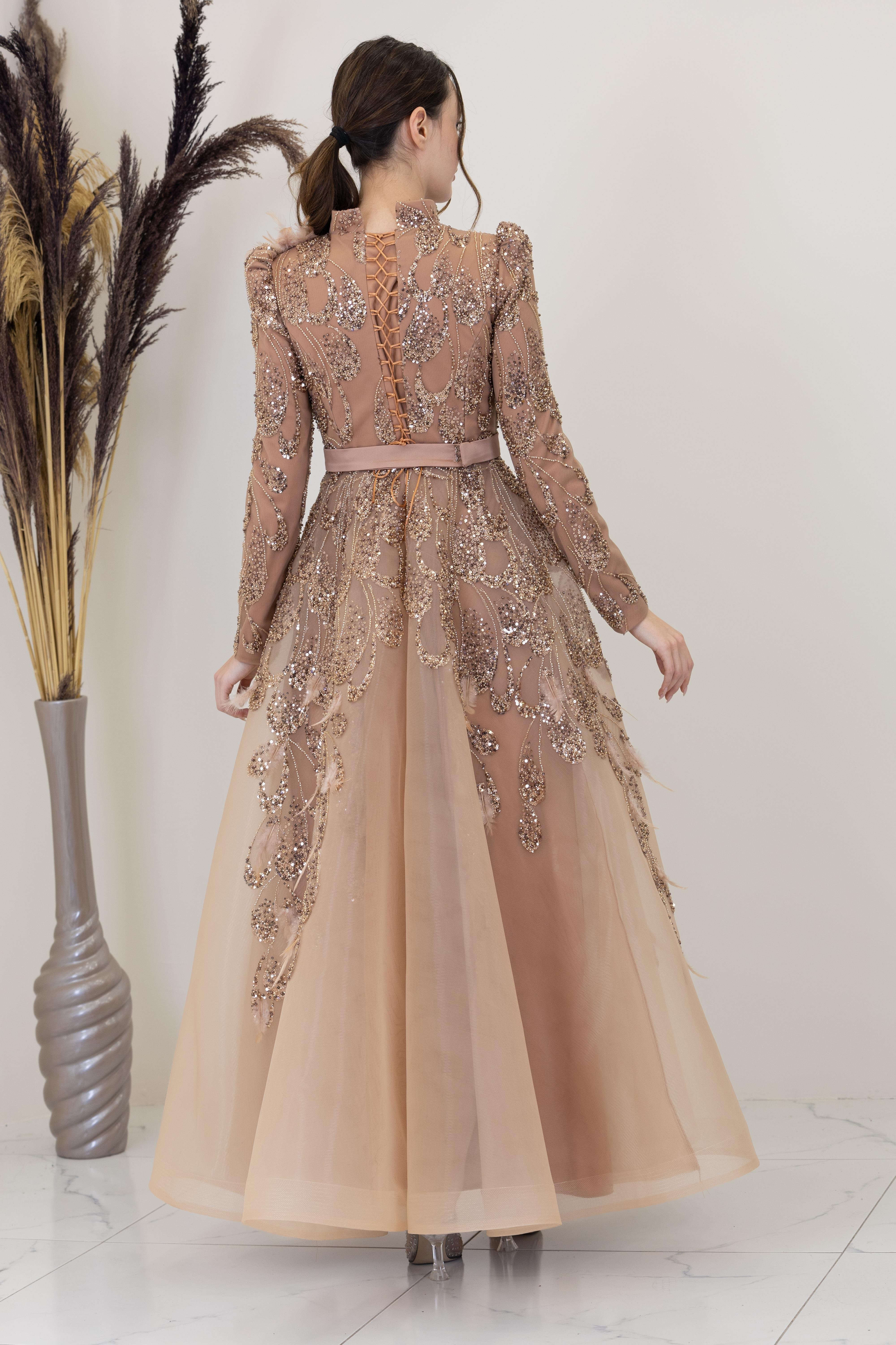 Omuzu ve Beli Tül Detayli Simge Abiye - Bakır