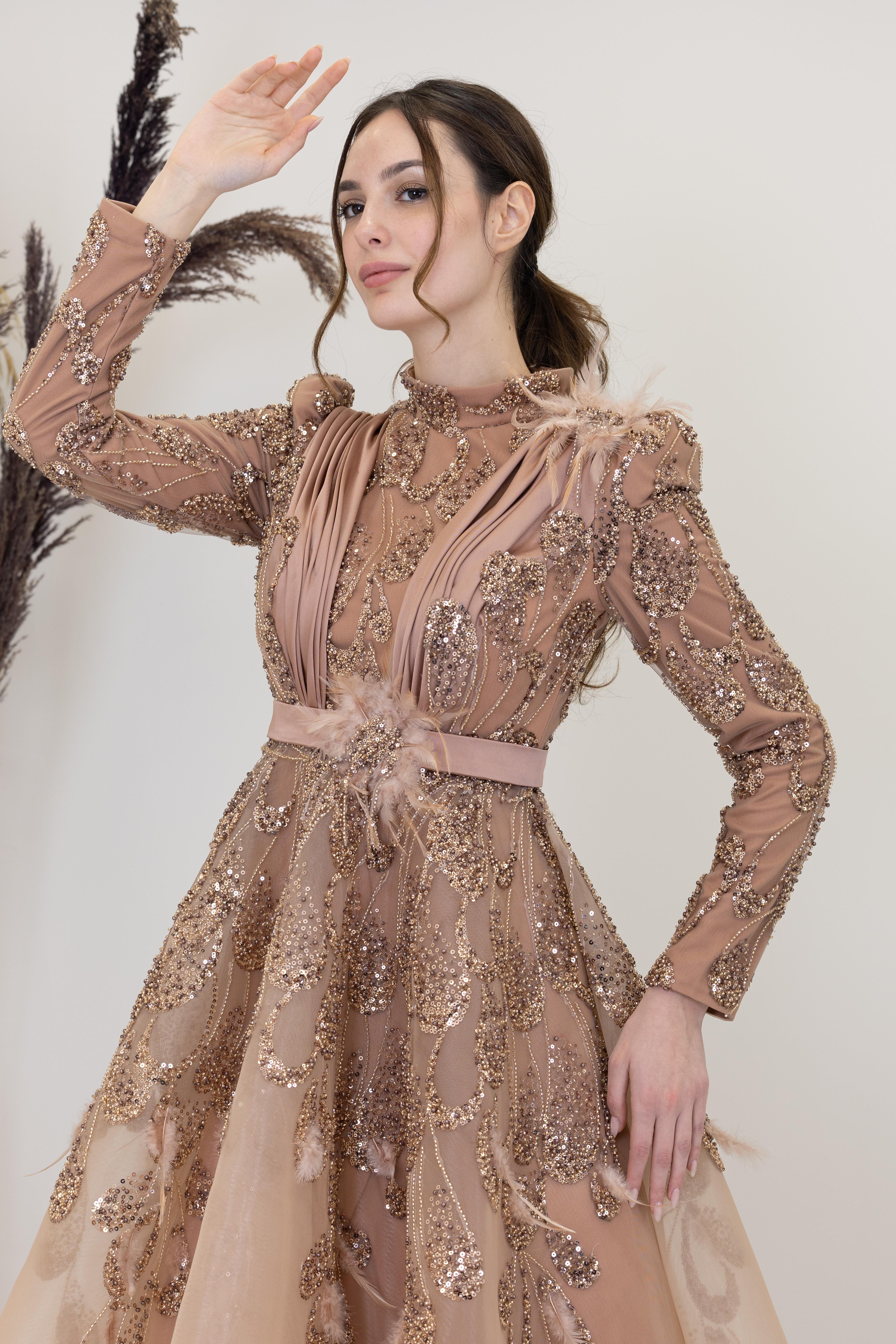 Omuzu ve Beli Tül Detayli Simge Abiye - Bakır