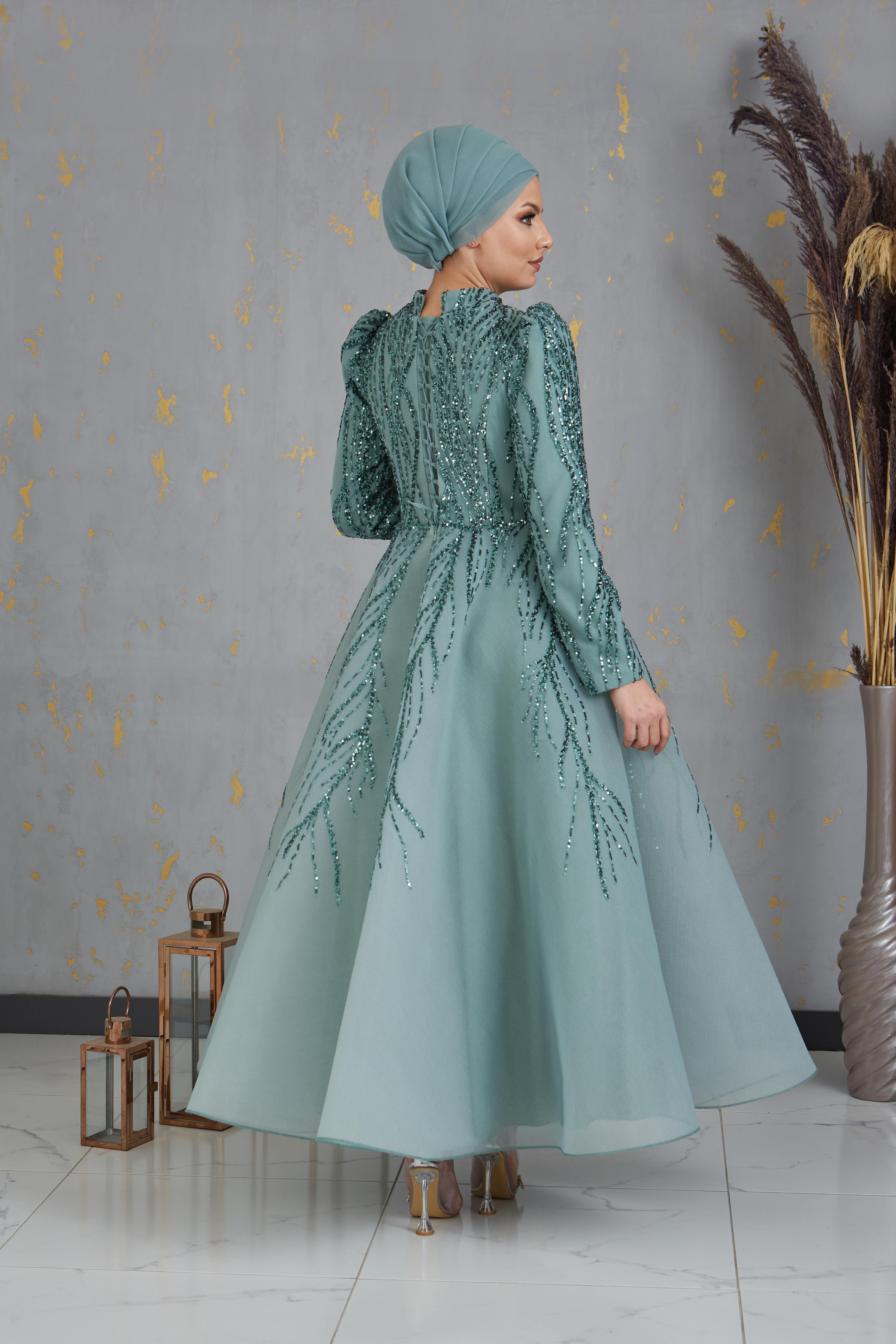 Önü Aplik Detaylı Arkadan Bağcıklı Prenses Abiye - Mint