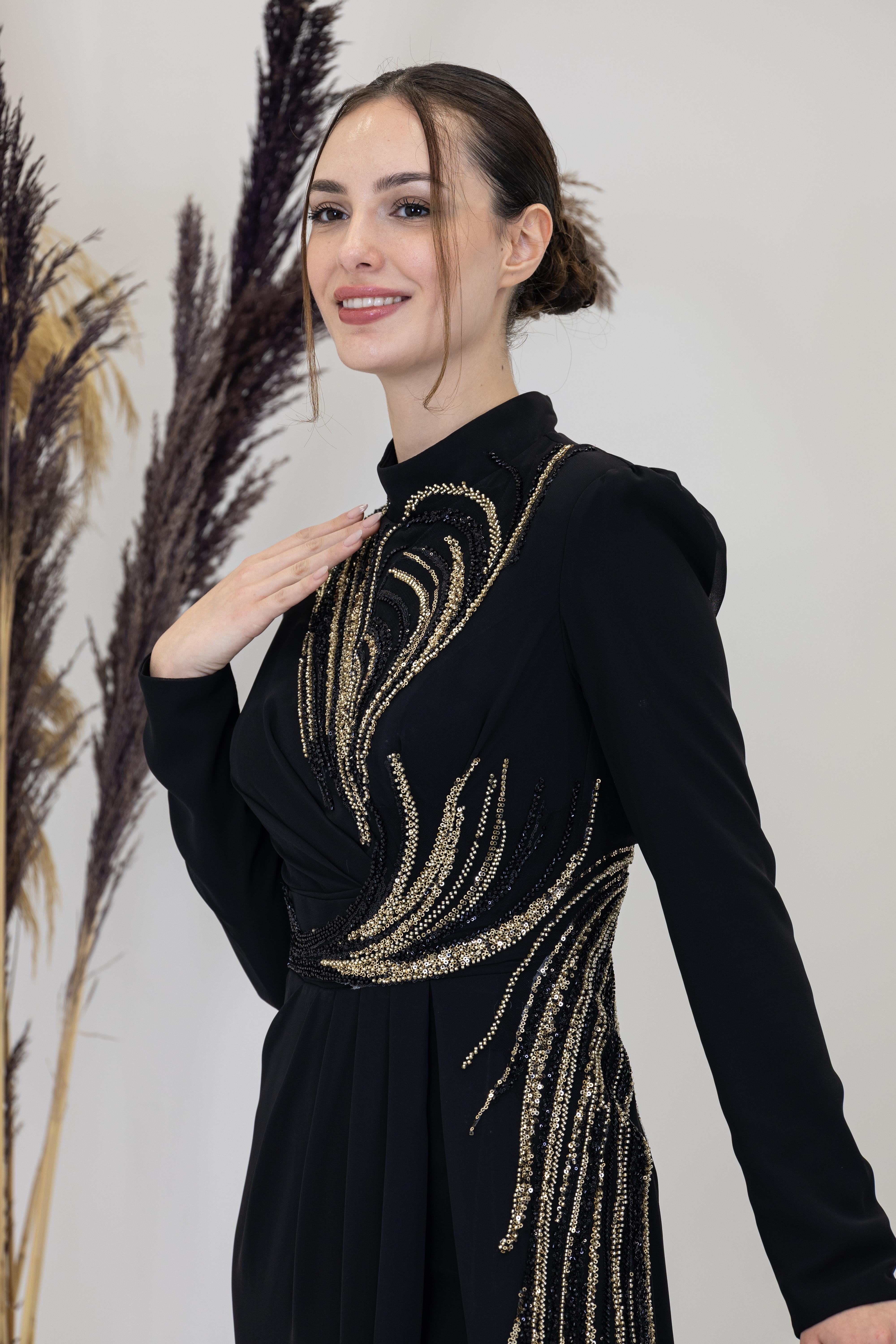 Önü Aplik İşlemeli Ebru Tulum - Siyah