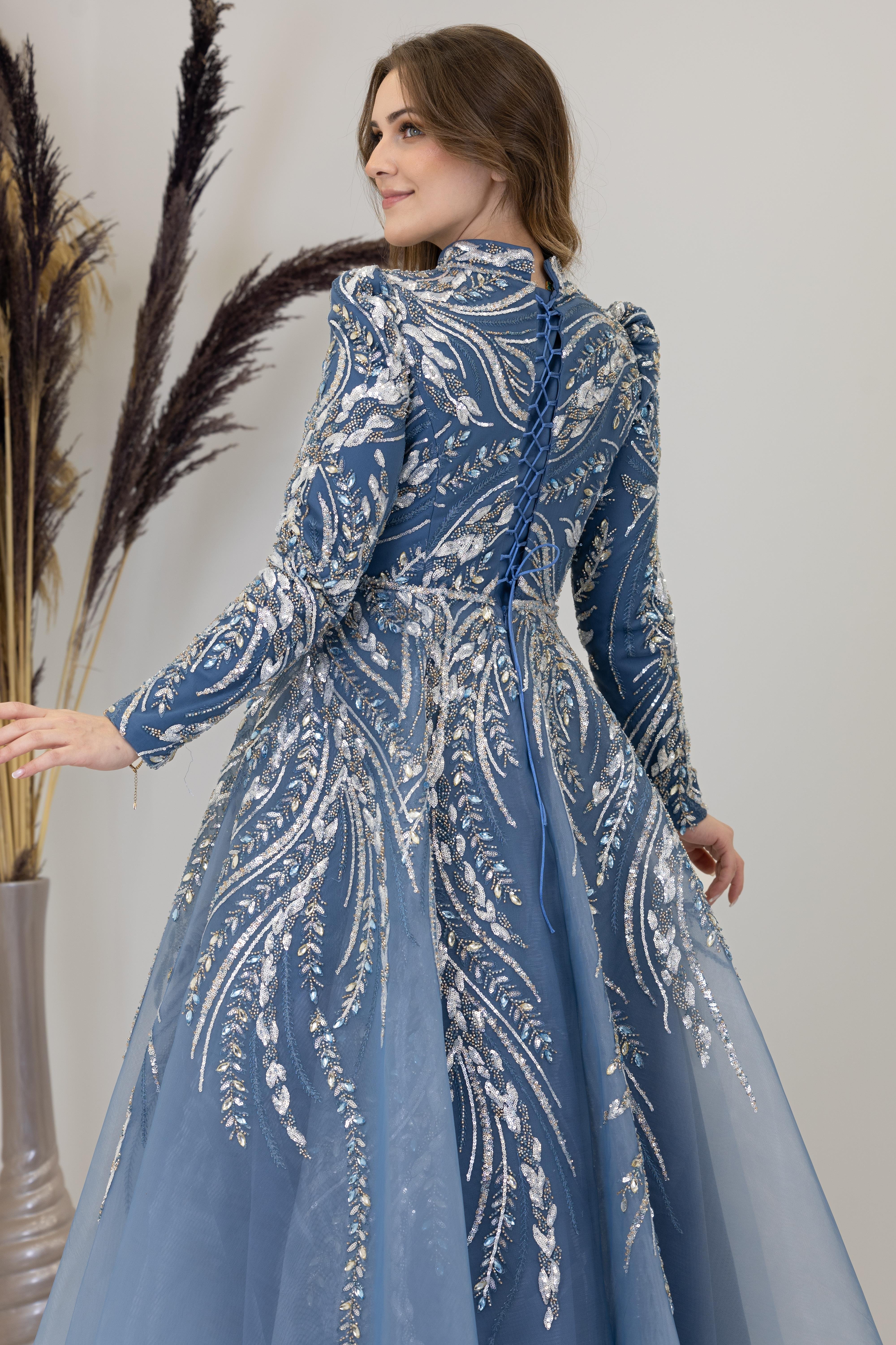 Önü Aplik İşlemeli Pelerinli Kayra Abiye - İndigo