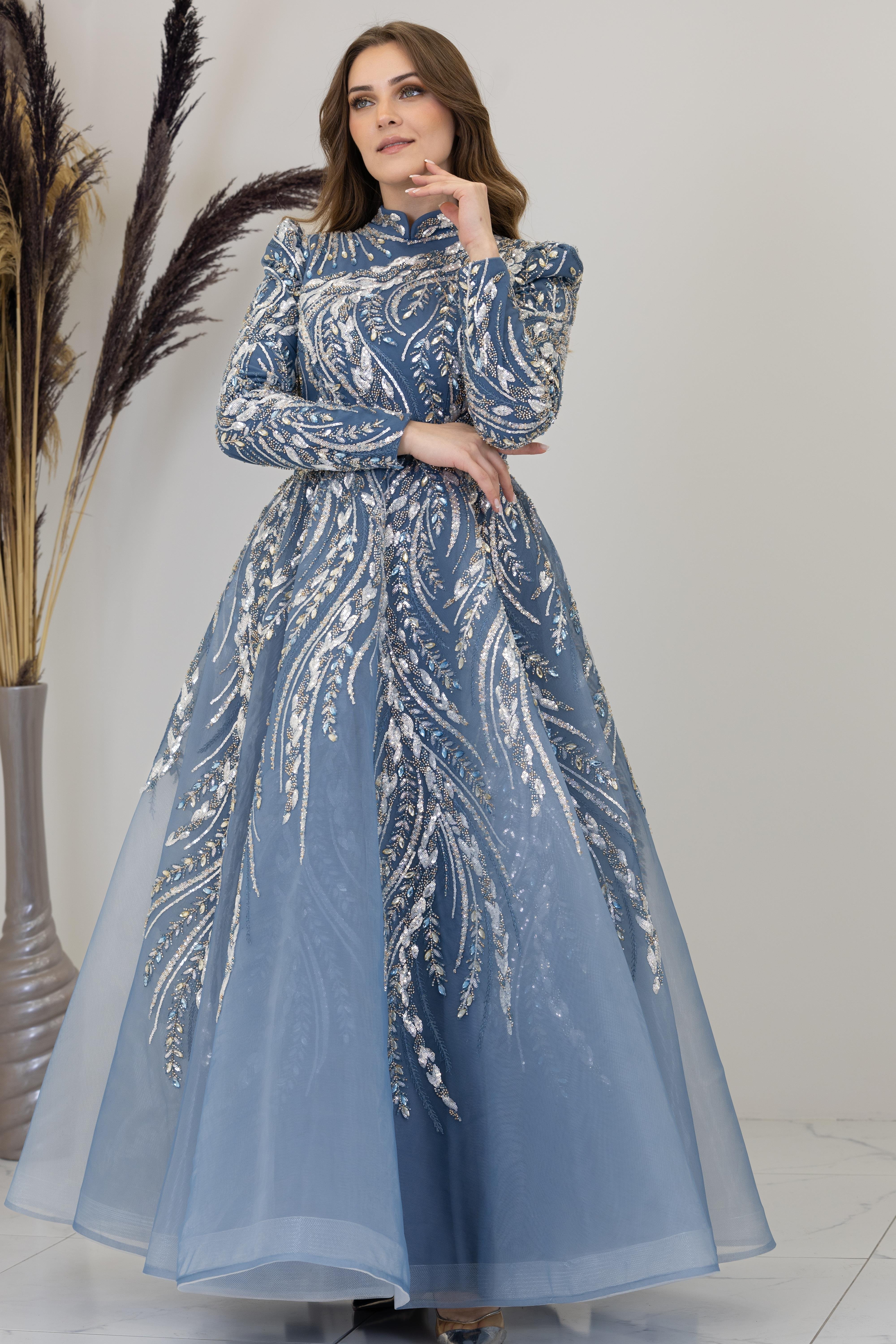 Önü Aplik İşlemeli Pelerinli Kayra Abiye - İndigo