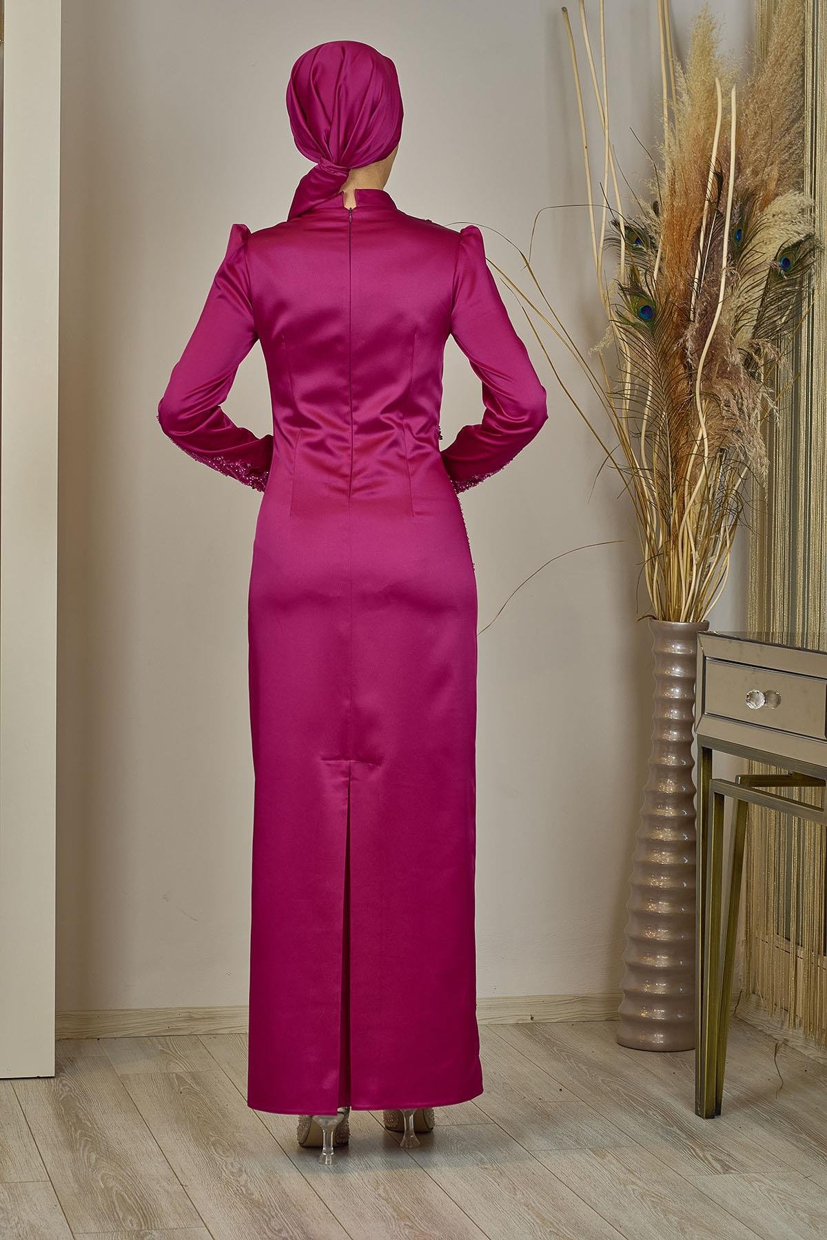 Önü Aplik İşlemeli Sıla Abiye-İndigo