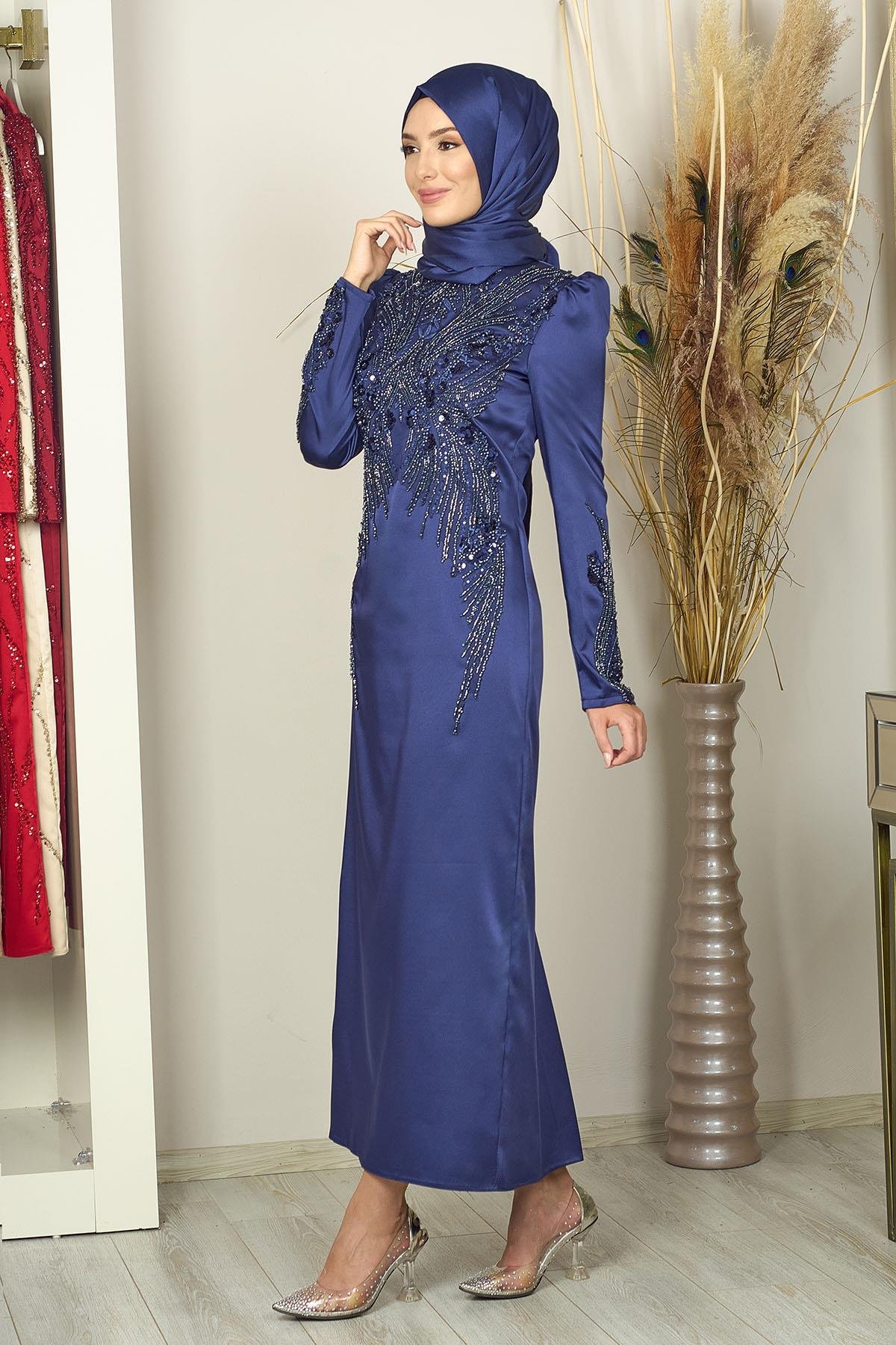 Önü Aplik İşlemeli Sıla Abiye-Lacivert