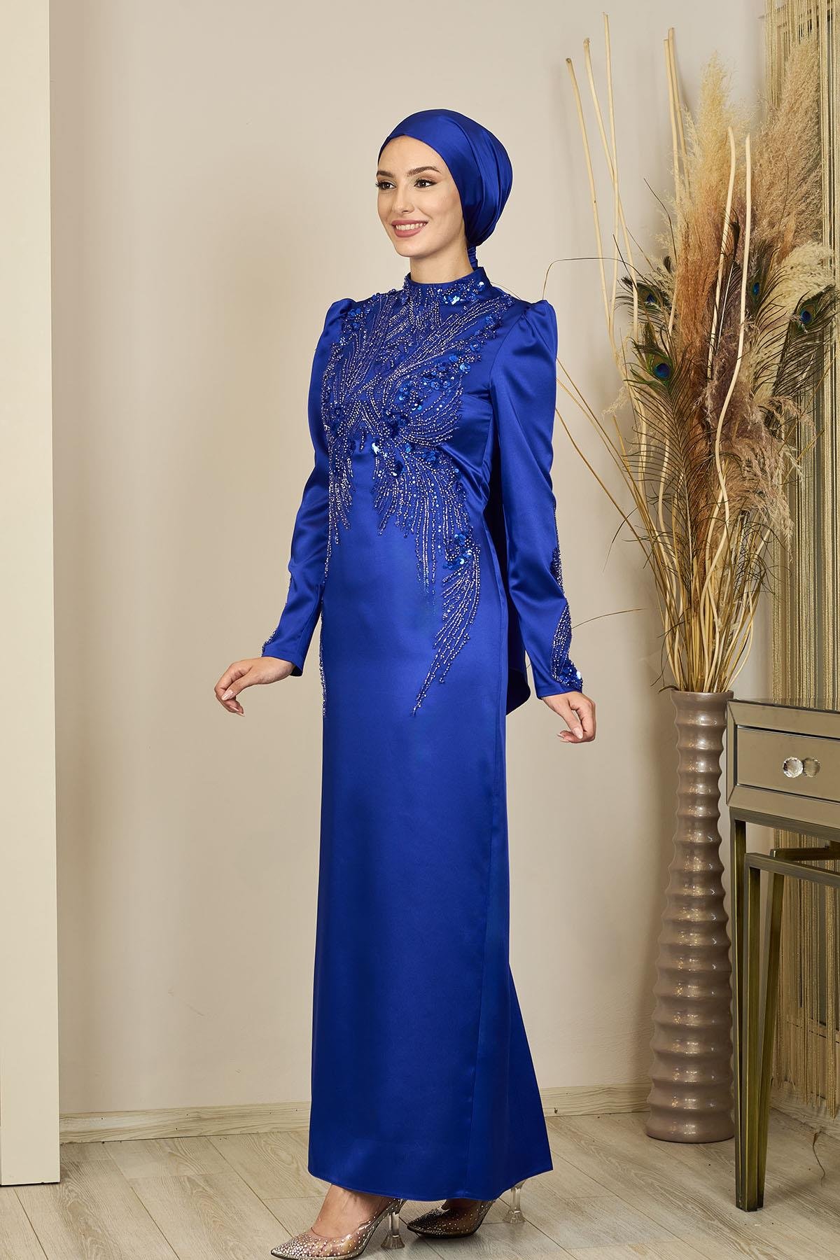 Önü Aplik İşlemeli Sıla Abiye-Saks