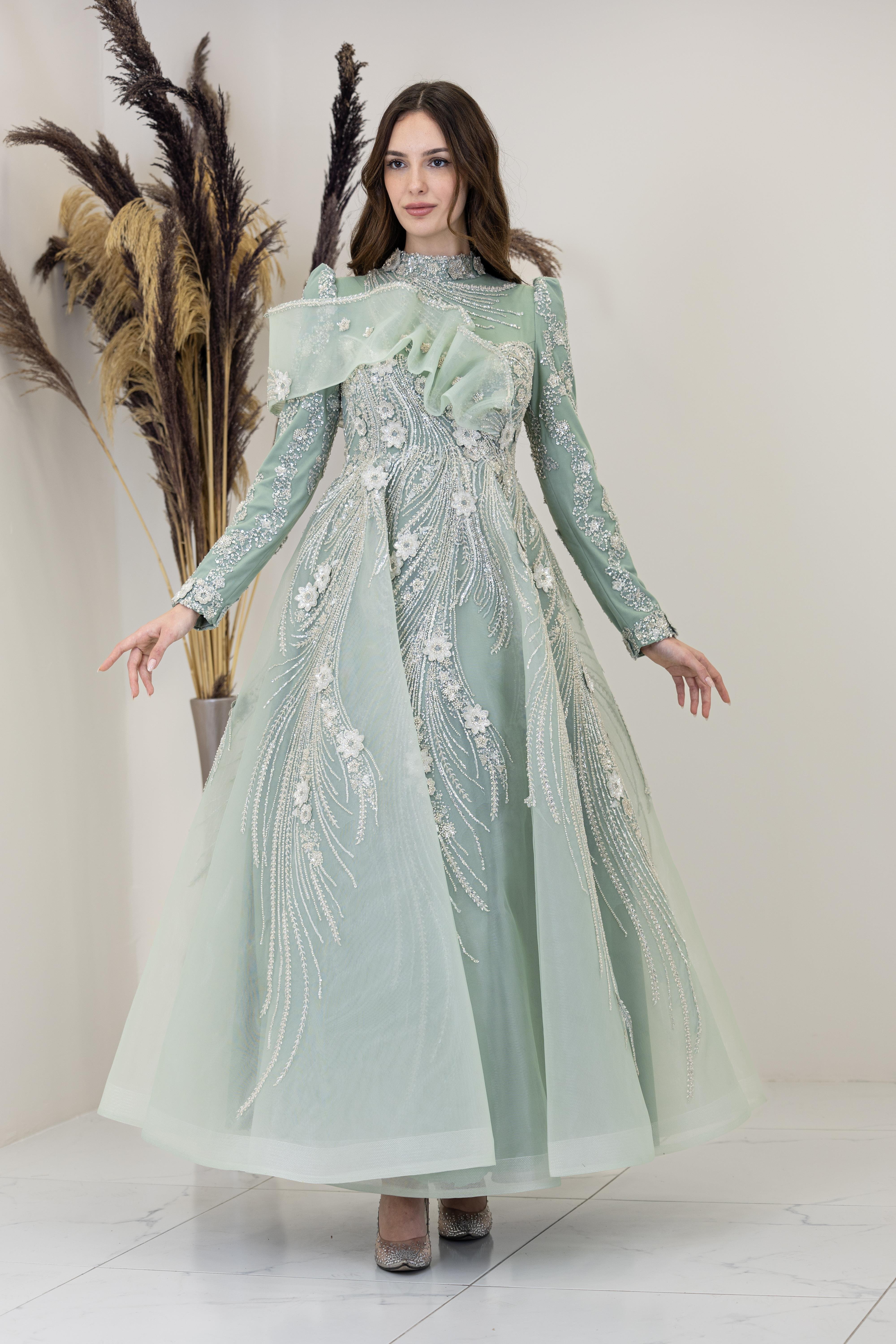 Önü Büzgü Detaylı Sara Abiye - Çağla