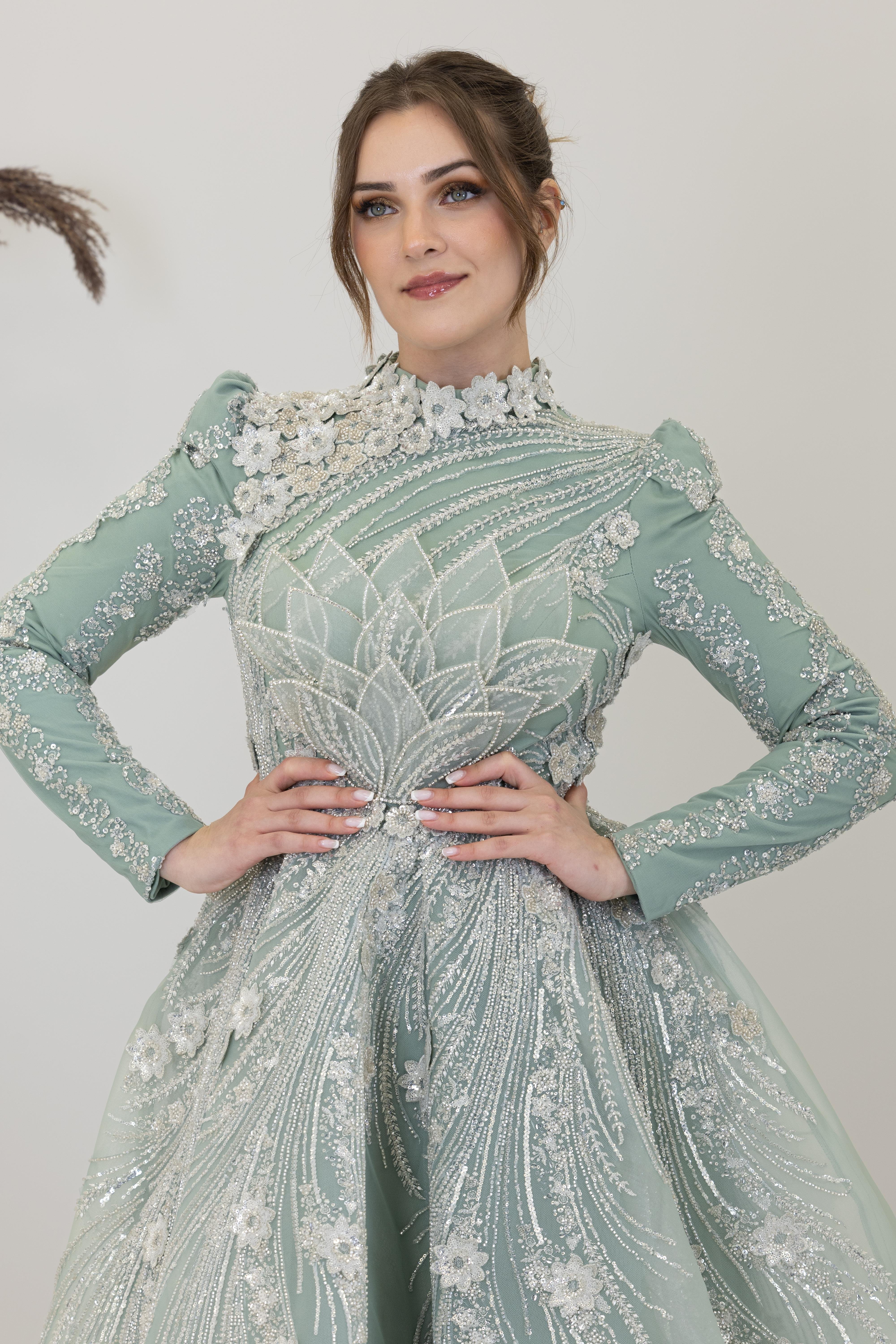 Önü Çiçek İşlemeli Lotus Abiye - Çağla