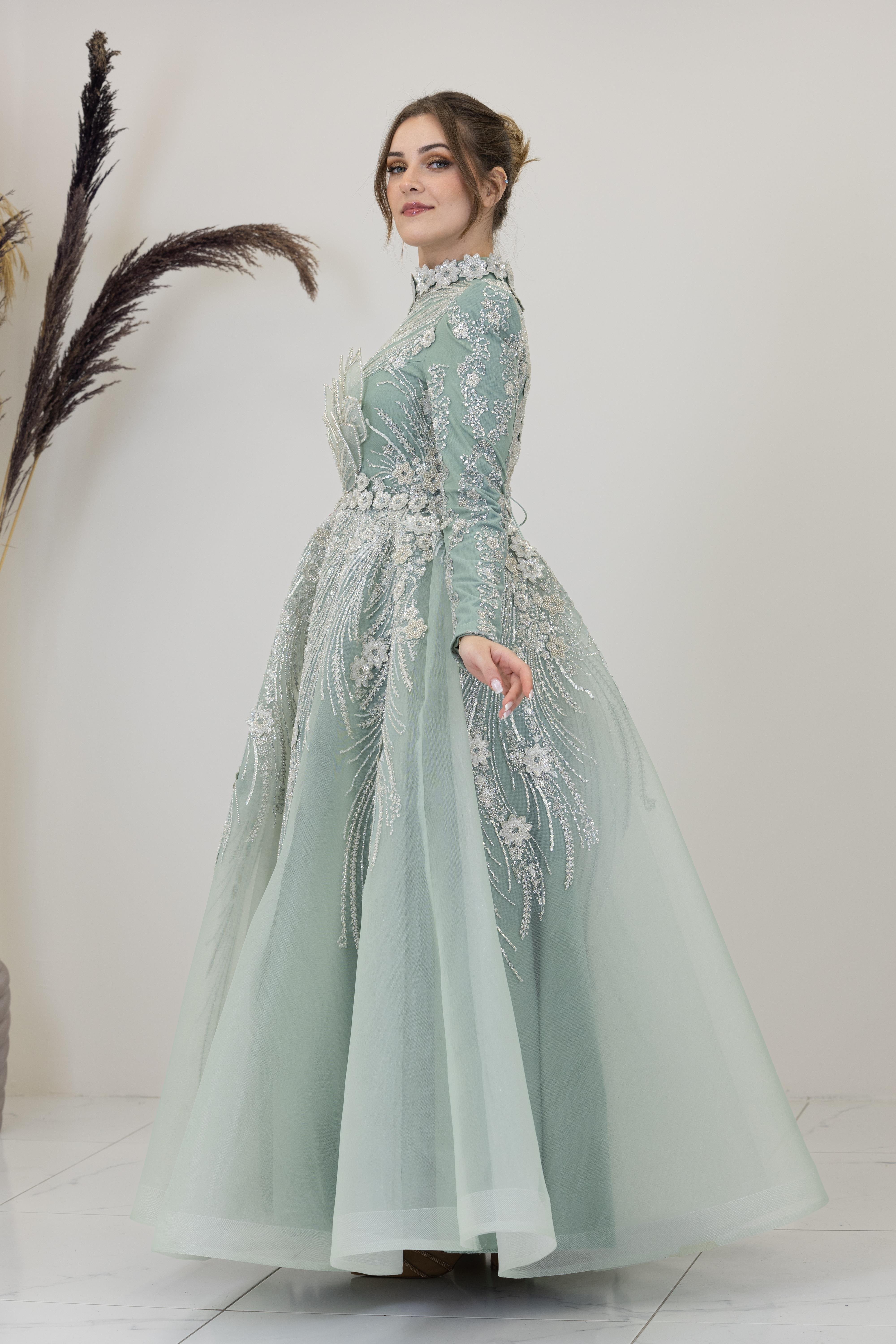 Önü Çiçek İşlemeli Lotus Abiye - Çağla