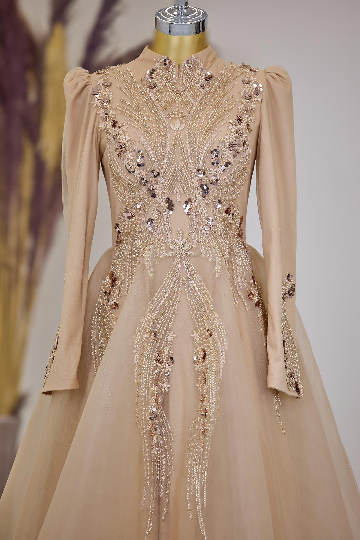 Önü Drapeli Aplik İşlemeli Asya  Abiye - Gold