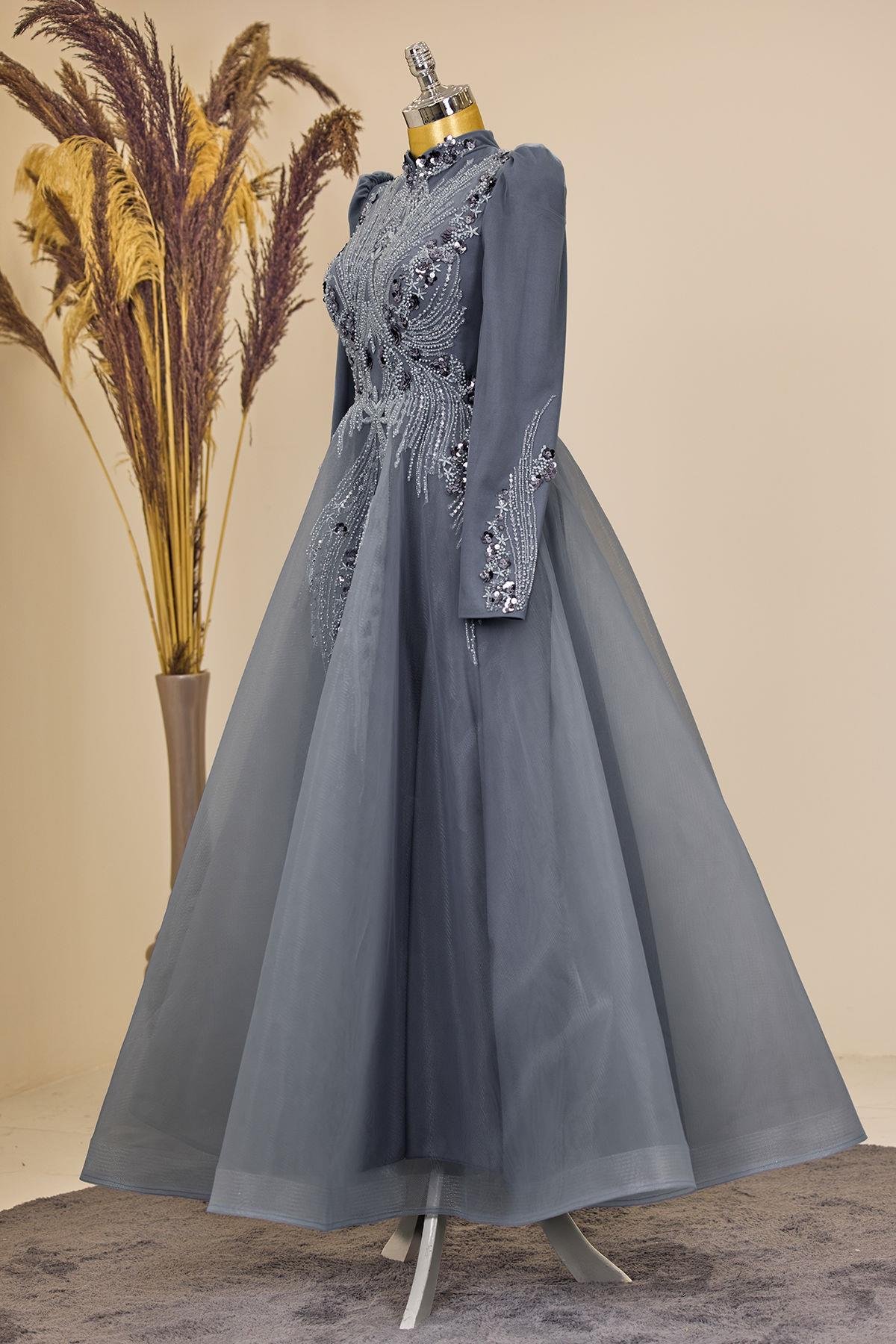 Önü Drapeli Aplik İşlemeli Asya  Abiye - Gri