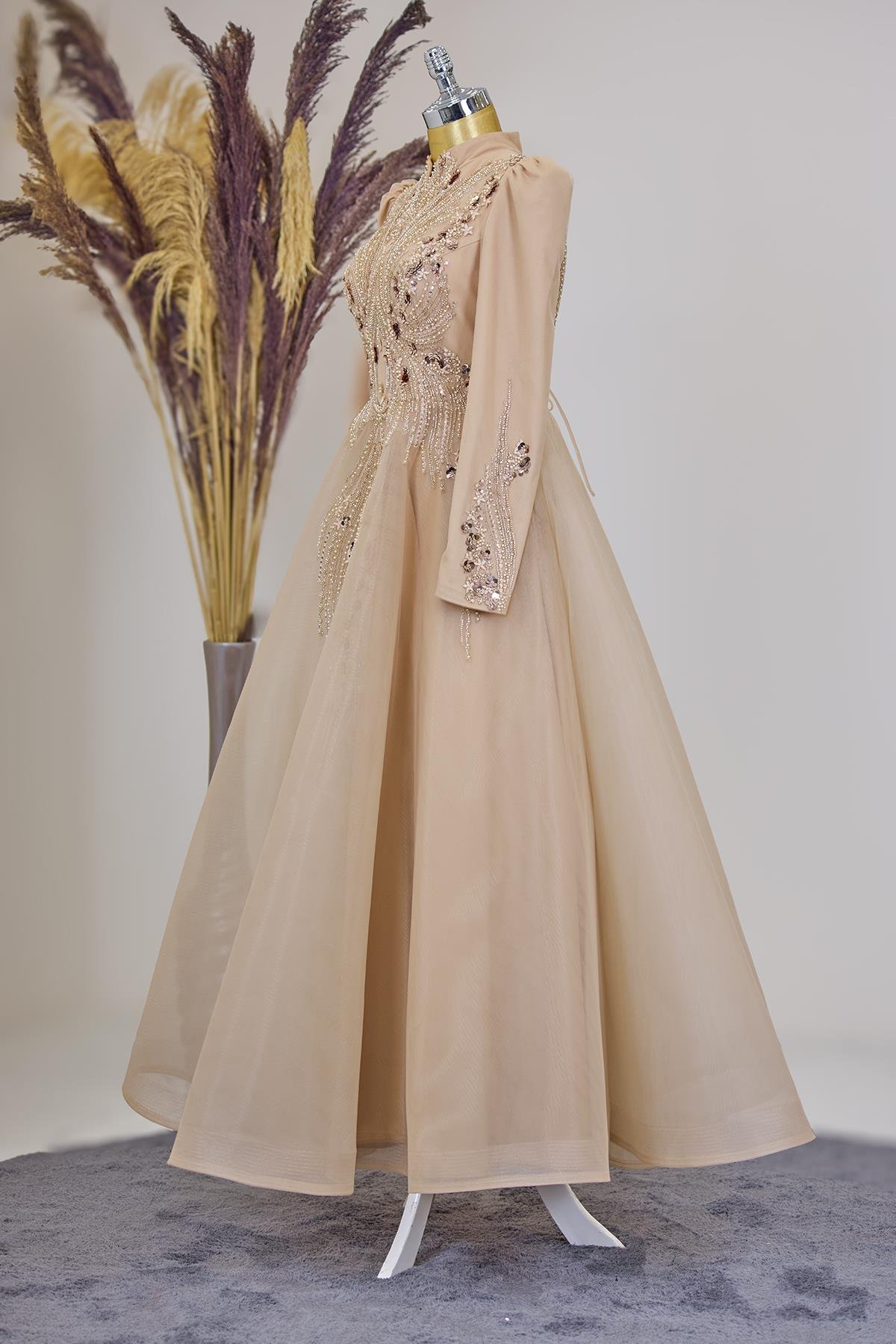 Önü Drapeli Aplik İşlemeli Asya  Abiye - Gold