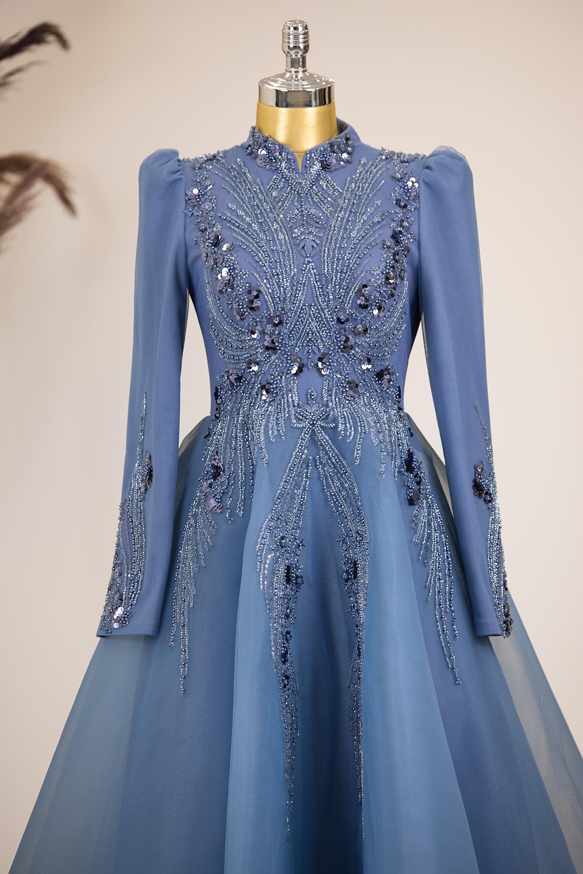 Önü Drapeli Aplik İşlemeli Asya  Abiye - İndigo