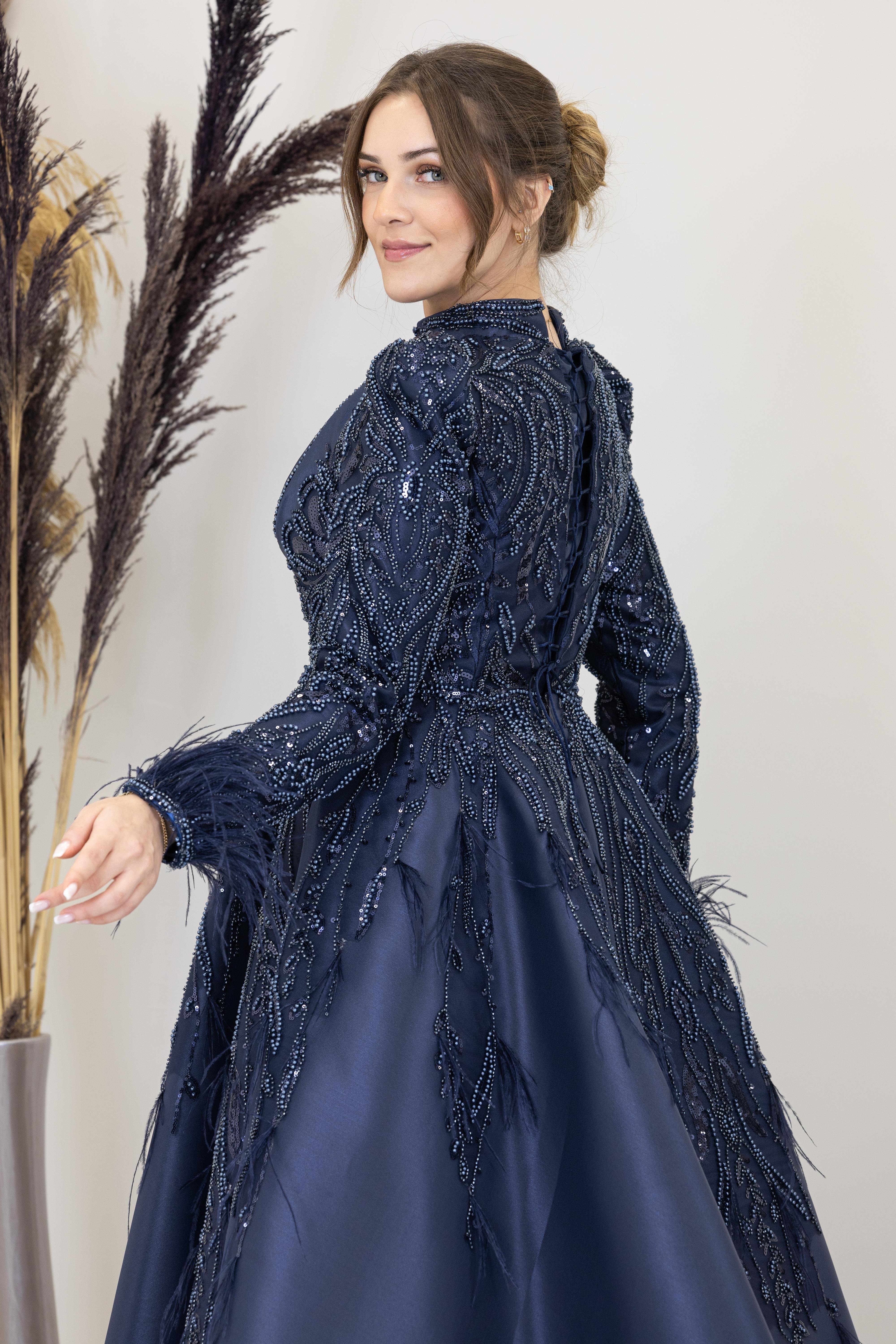 Önü Drapeli Aplik İşlemeli Katre Abiye - Lacivert