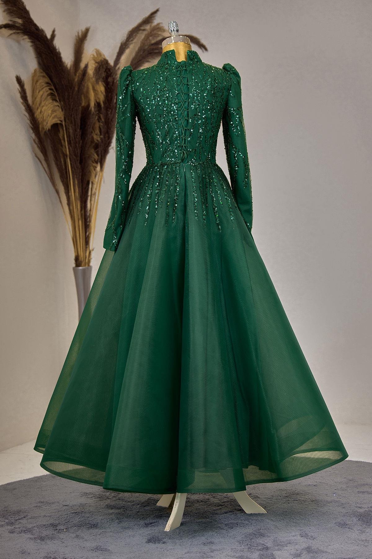 Önü Drapeli Aplik İşlemeli Mila Abiye - Zümrüt