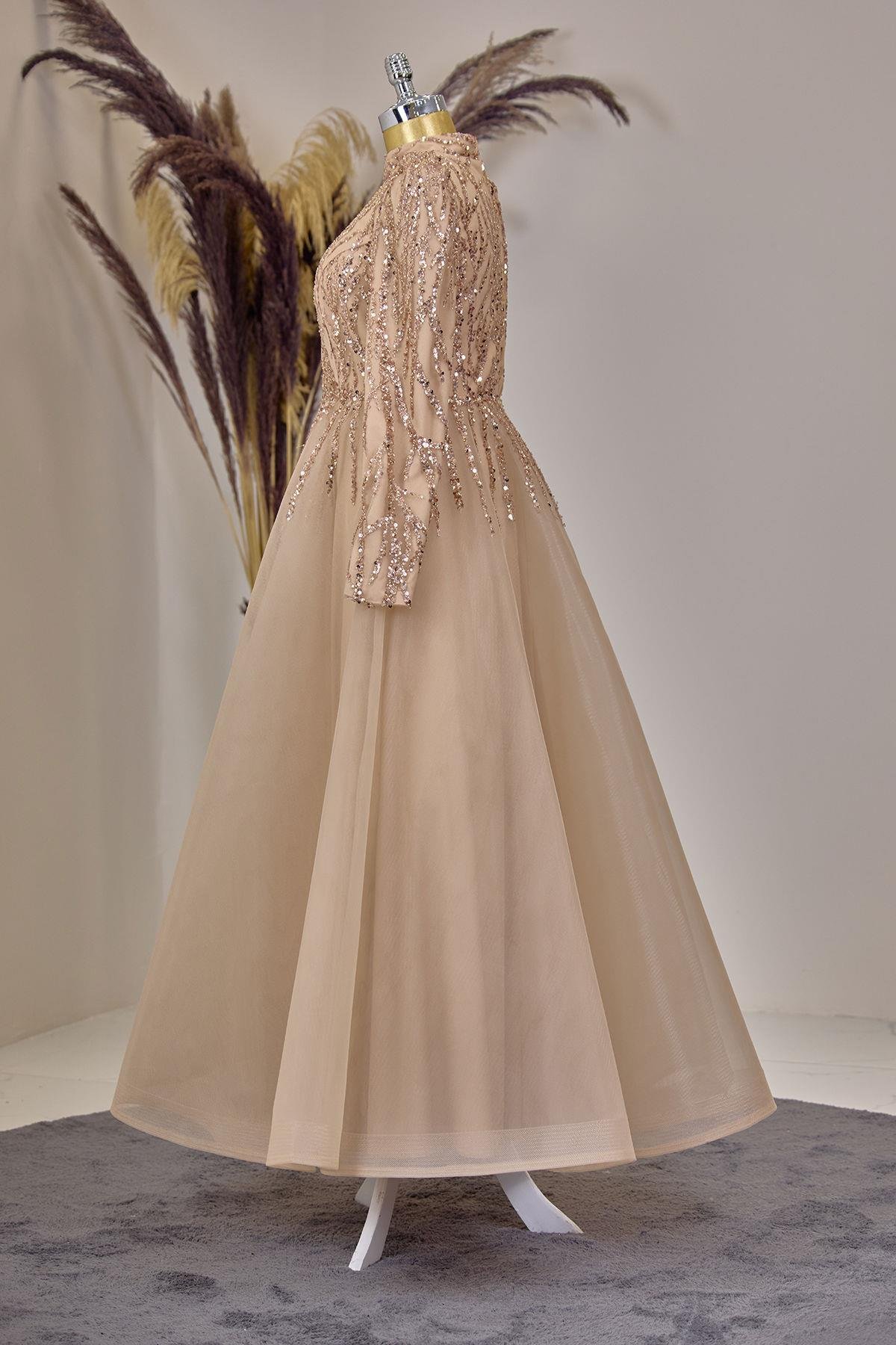 Önü Drapeli Aplik İşlemeli Mila Abiye - Gold