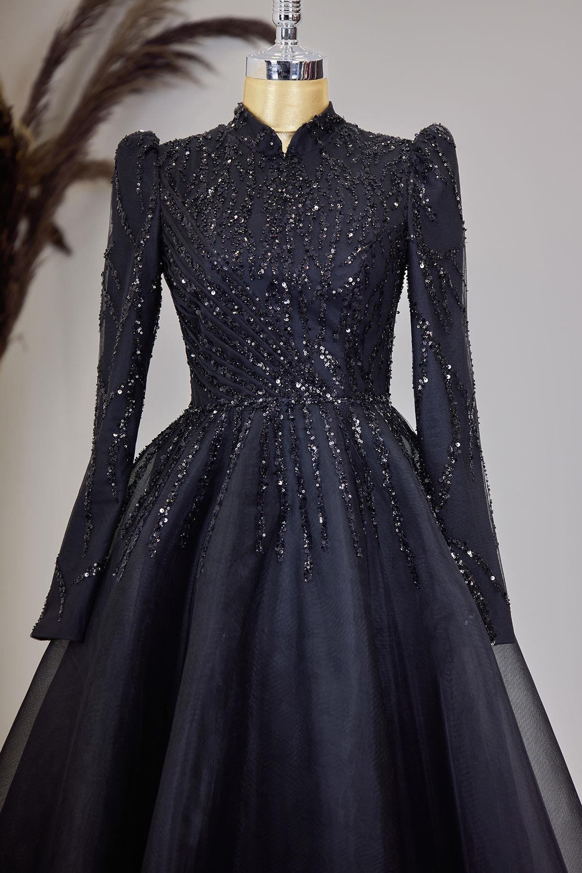 Önü Drapeli Aplik İşlemeli Mila Abiye - Siyah