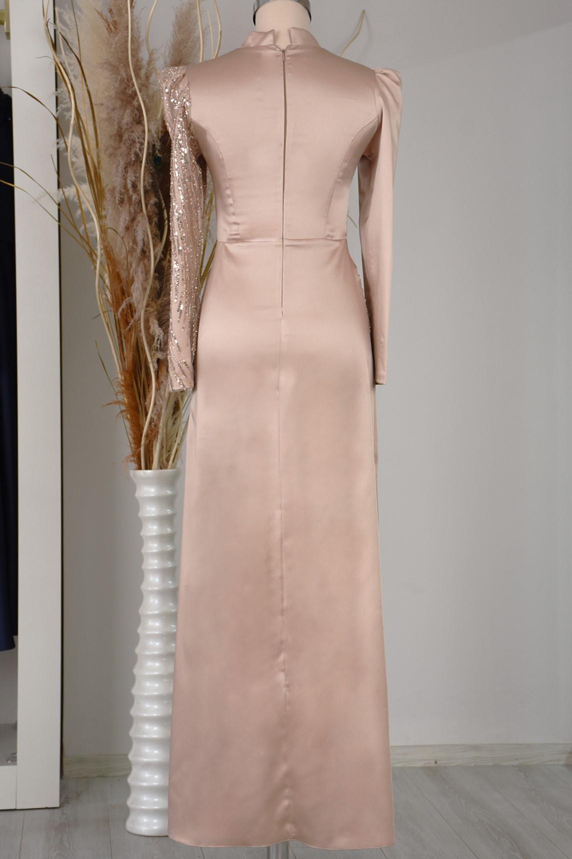 Önü Drapeli Aplik İşlemeli Nehir Tesettür Abiye - Gold