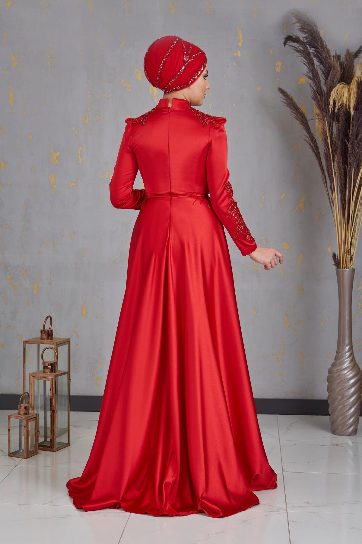 Önü Drapeli Aplikli Karaca Tesettür Abiye - Kırmızı