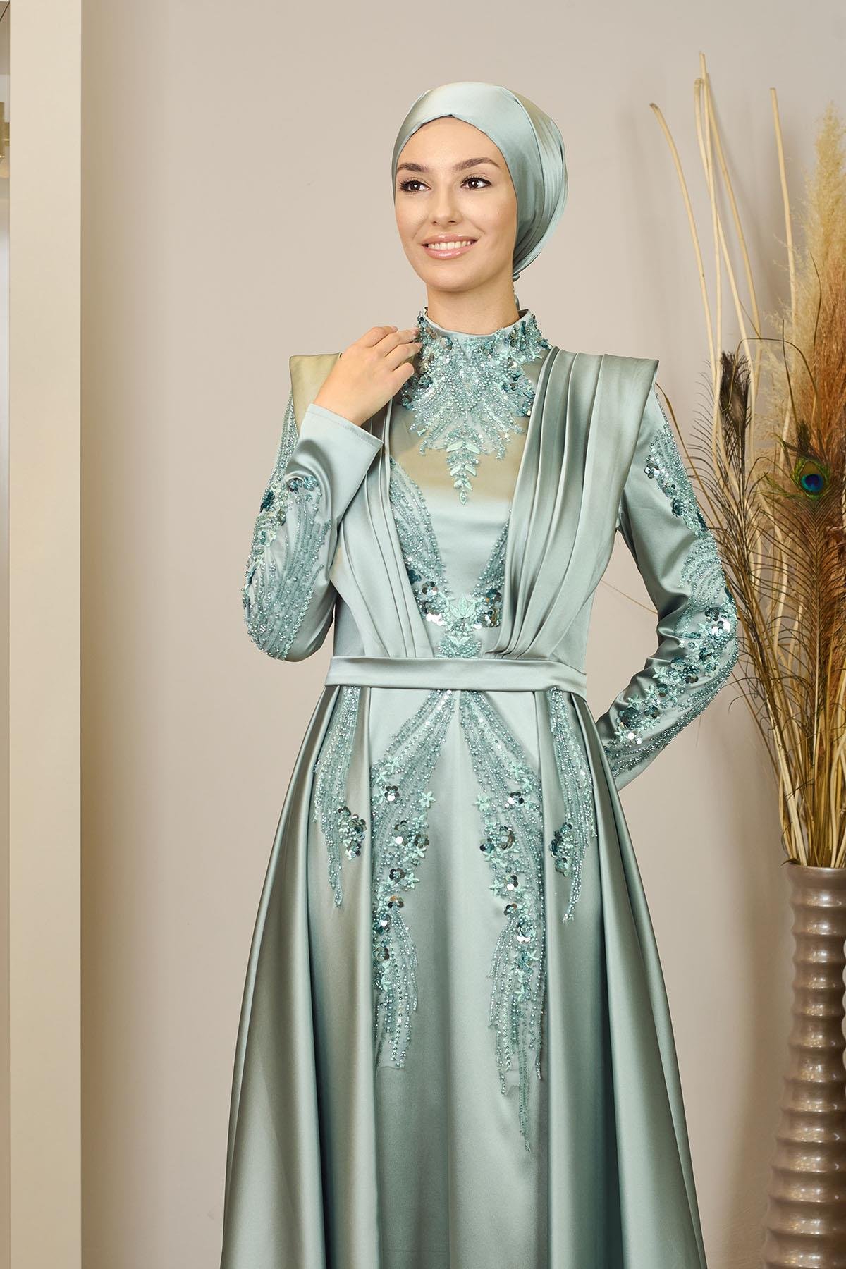 Önü Drapeli Kuyruklu Boncuk İşlemeli Miranda Abiye Çağla