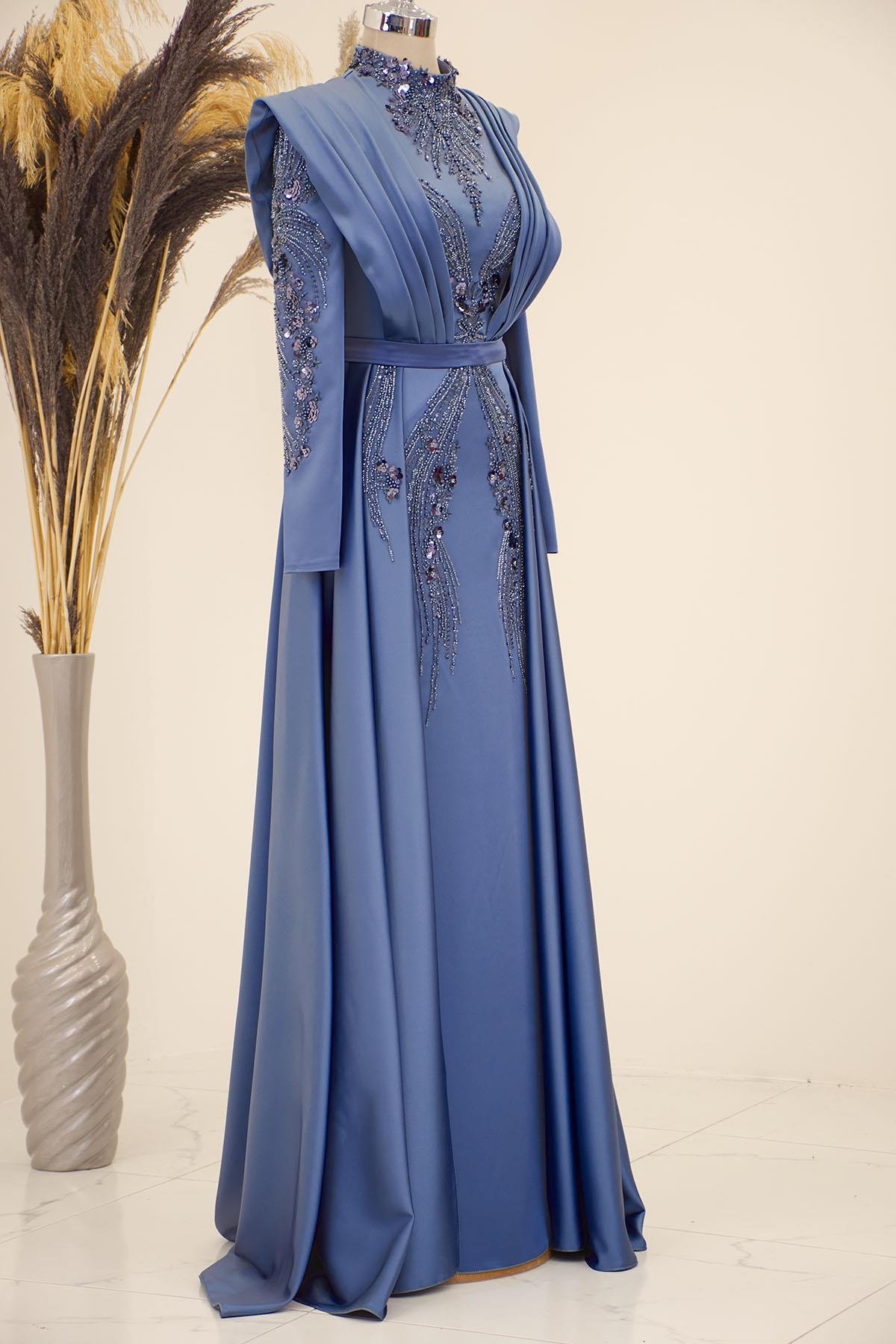 Önü Drapeli Kuyruklu Boncuk İşlemeli Miranda Abiye İndigo