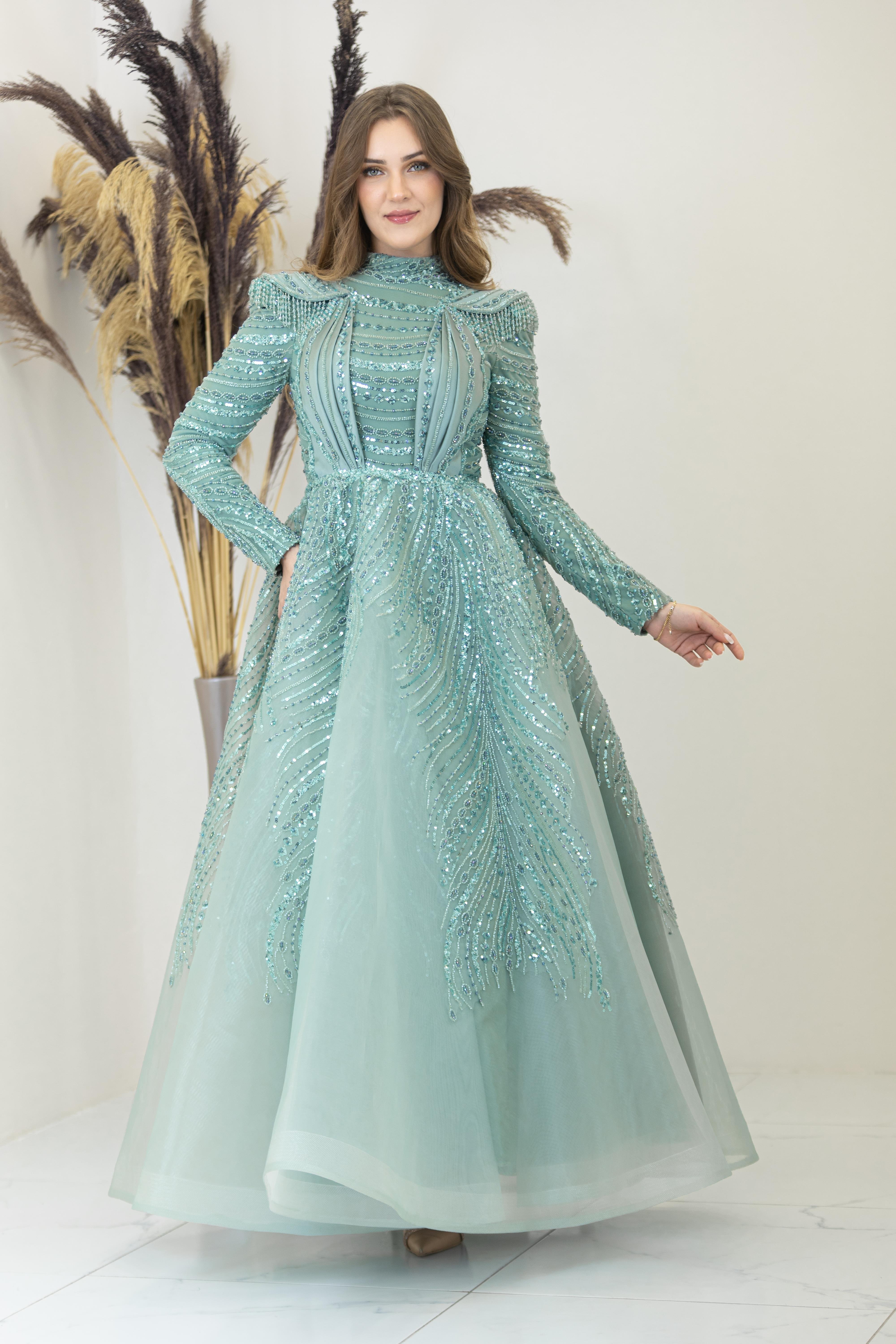 Önü Drapeli Omzu Boncuk Vatkalı Liyon Abiye - Çağla