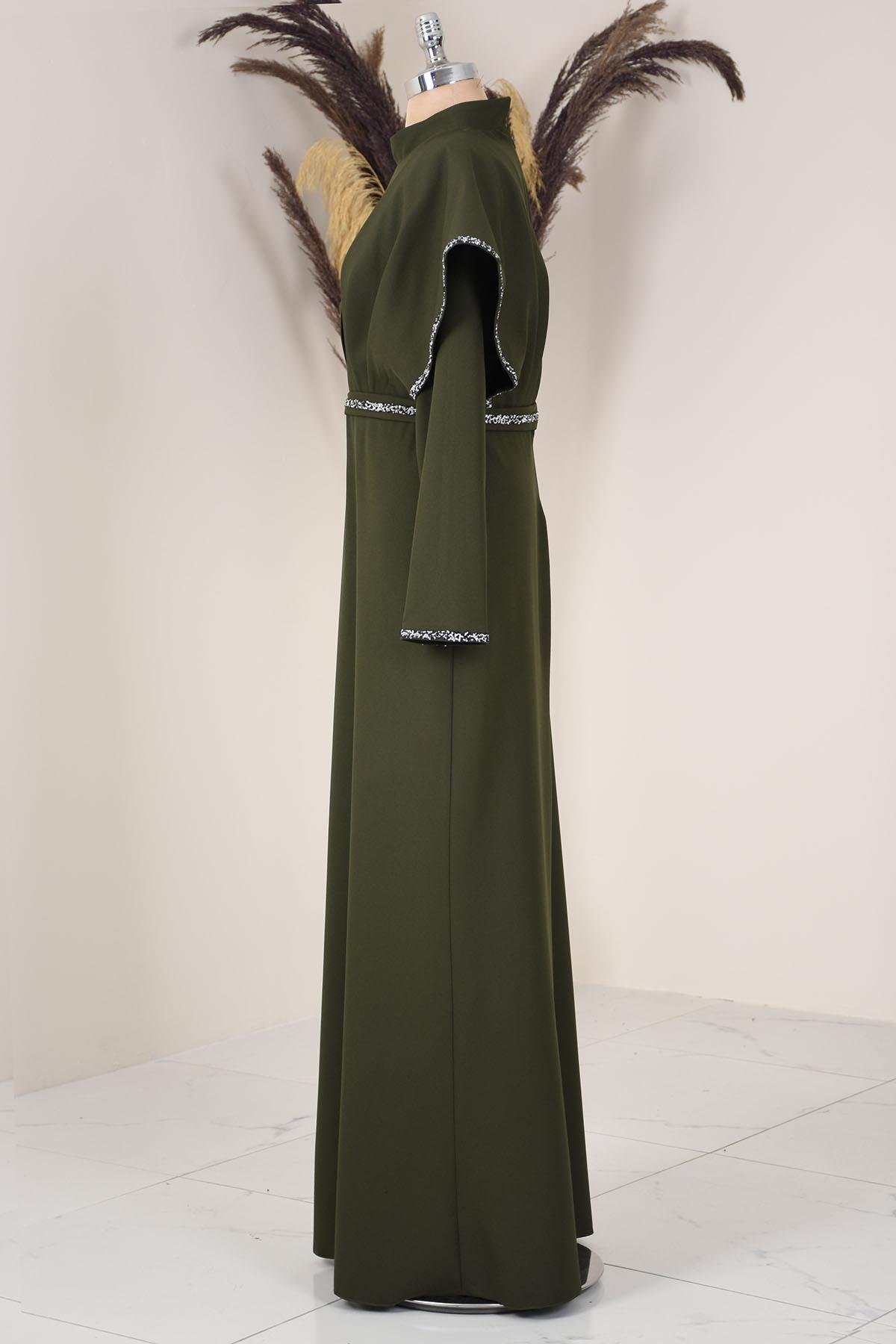 Önü Taşlı Drapeli Peri Abiye - Haki