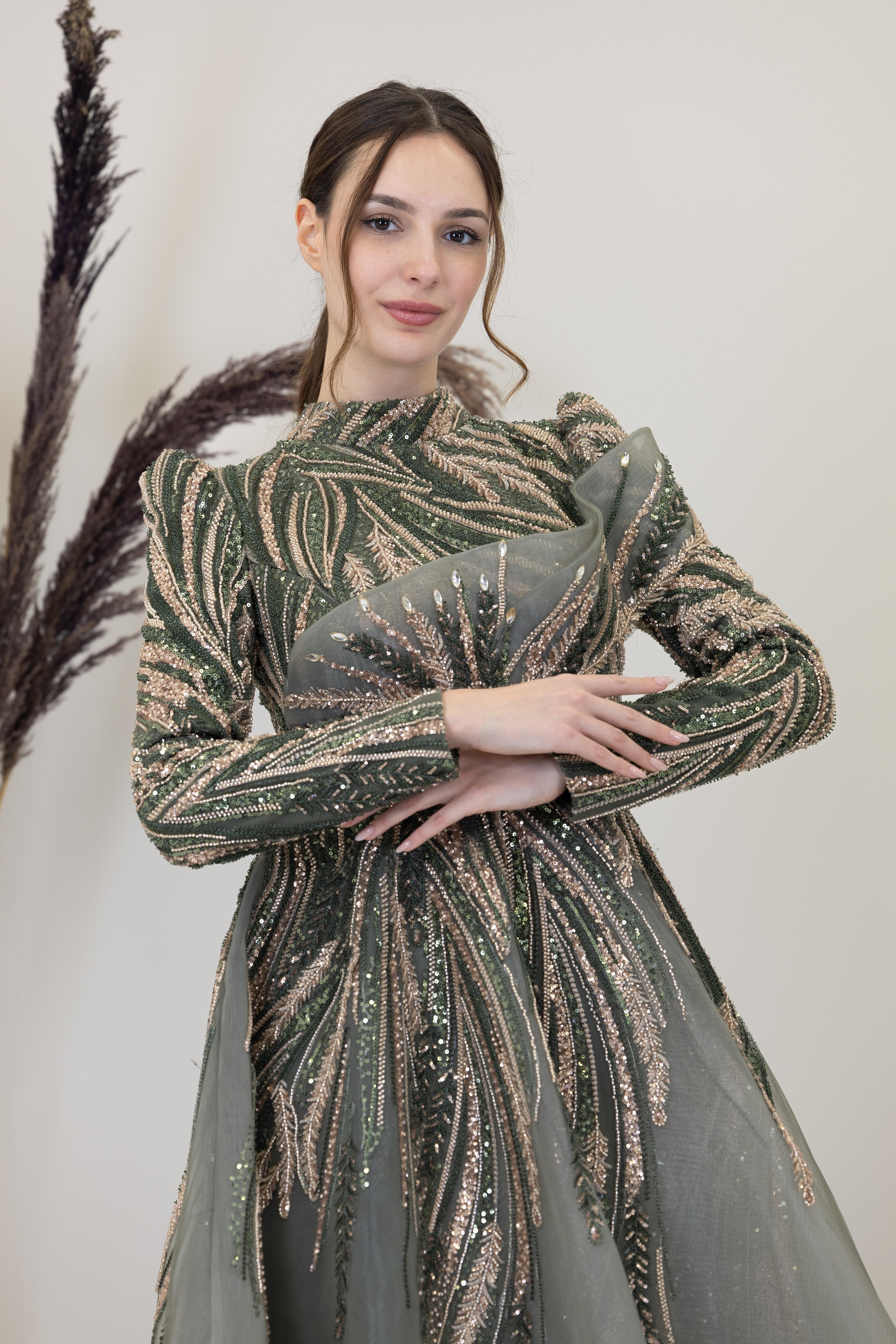 Önü Taşlı Drapeli Yaren Abiye - Haki